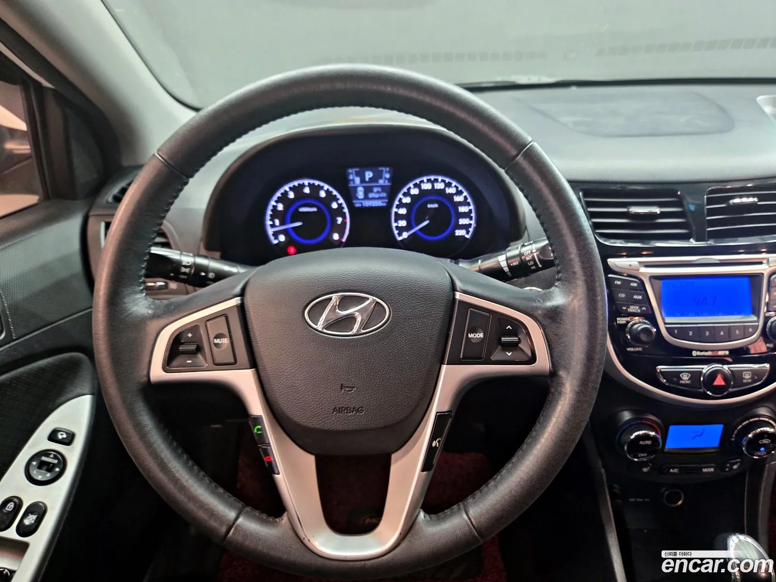Hyundai Accent 2011 — 8