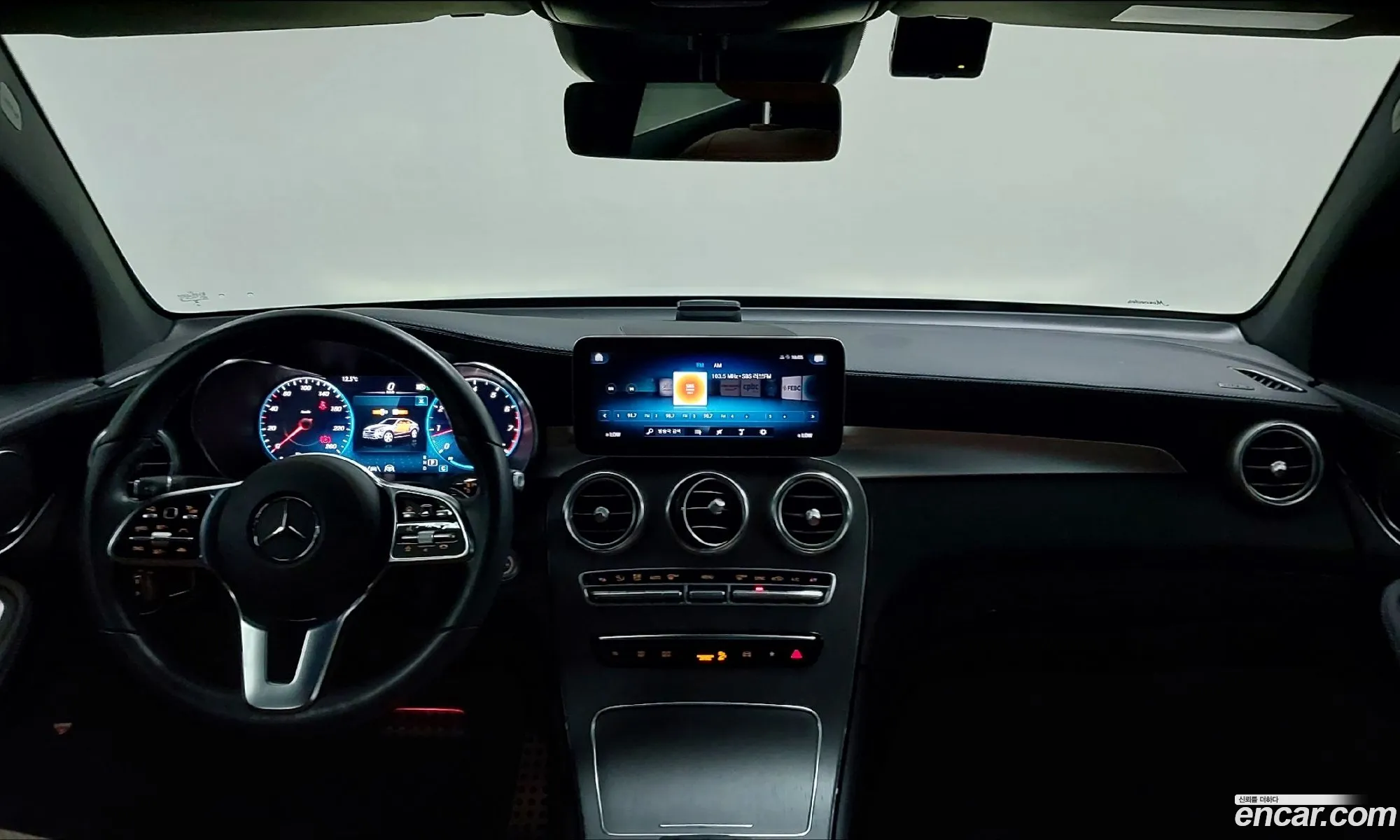 Mercedes-Benz GLC-Class X253 2023 — 17