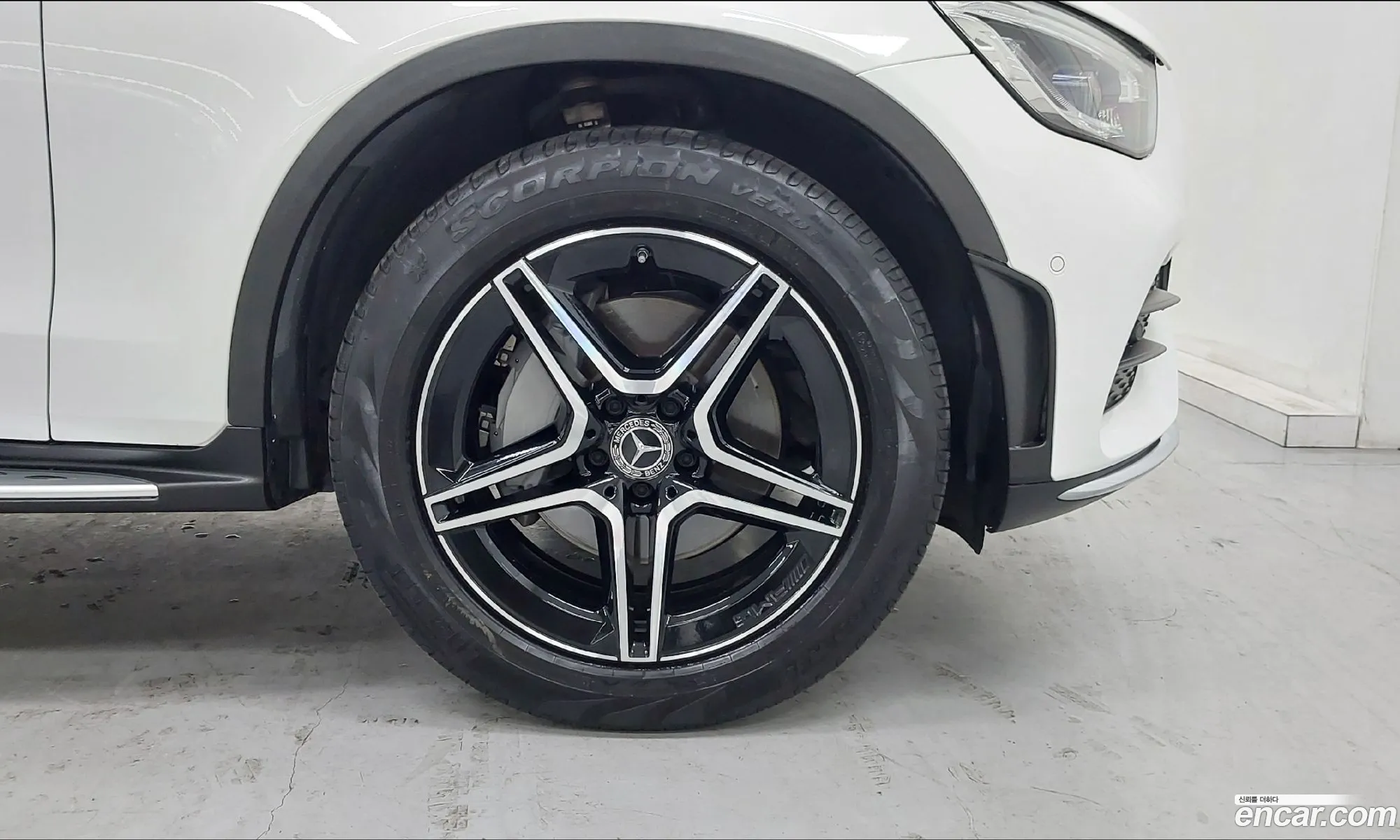 Mercedes-Benz GLC-Class X253 2023 — 16