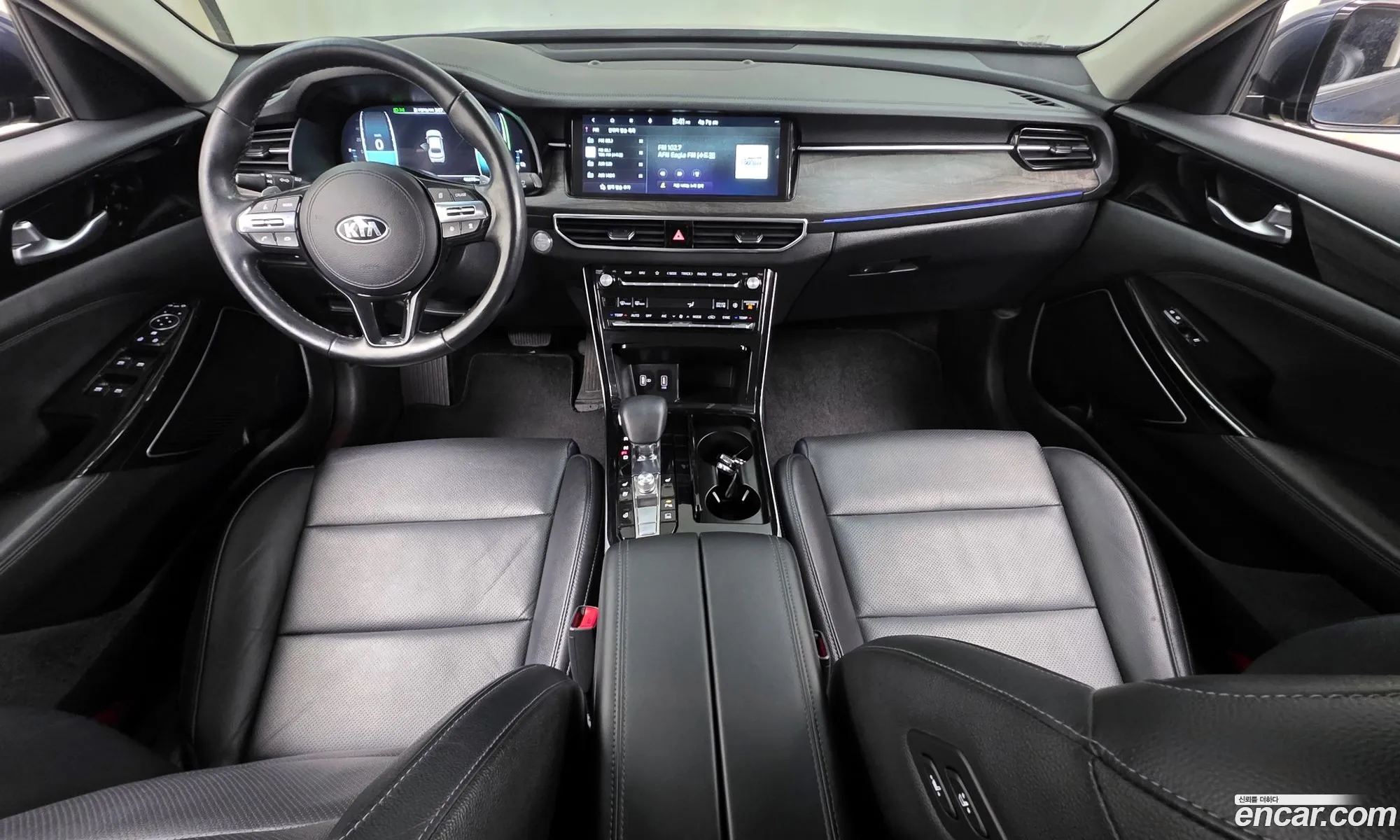 Kia K7 Premier Hybrid 2020 — 11