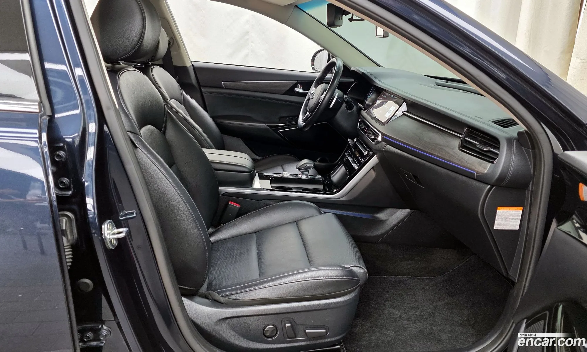Kia K7 Premier Hybrid 2020 — 16