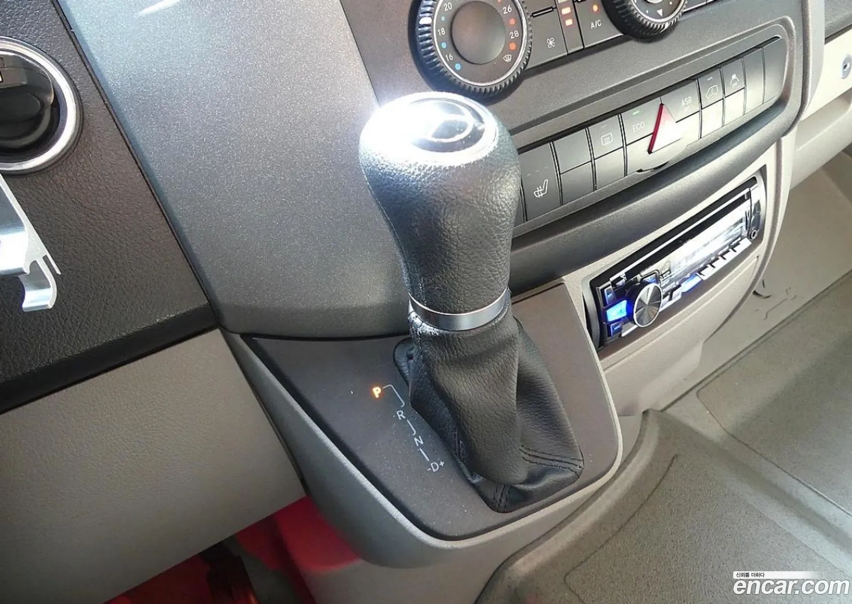Mercedes-Benz Sprinter 2017 — 18