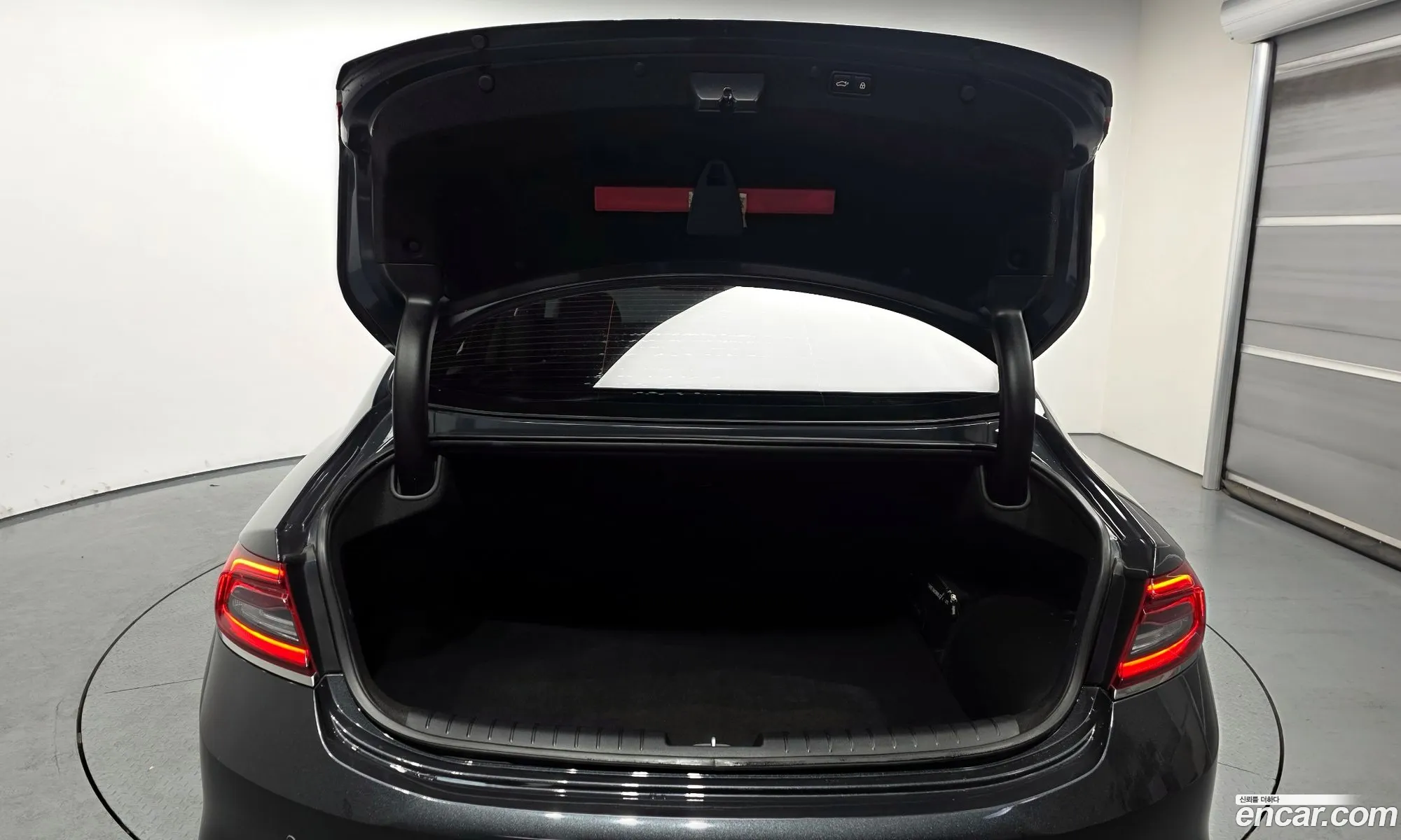 Hyundai Grandeur IG Hybrid 2017 — 23