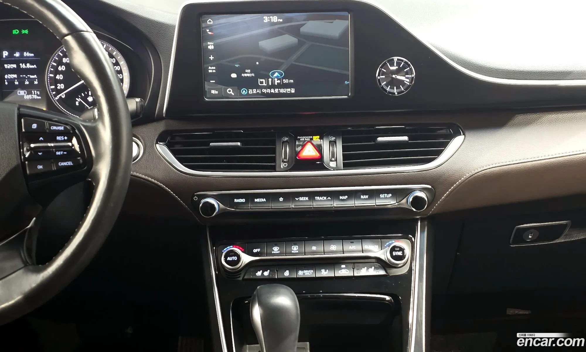 Hyundai Grandeur IG Hybrid 2017 — 10