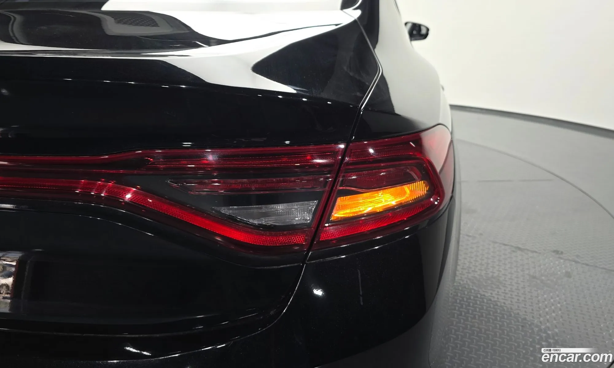 Hyundai Grandeur IG 2016 — 28
