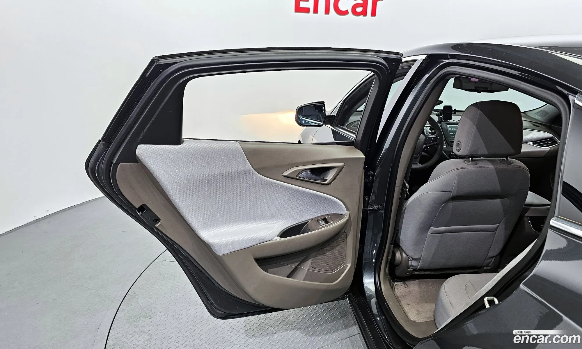 Chevrolet (GM Daewoo) Malibu 2016 — 10