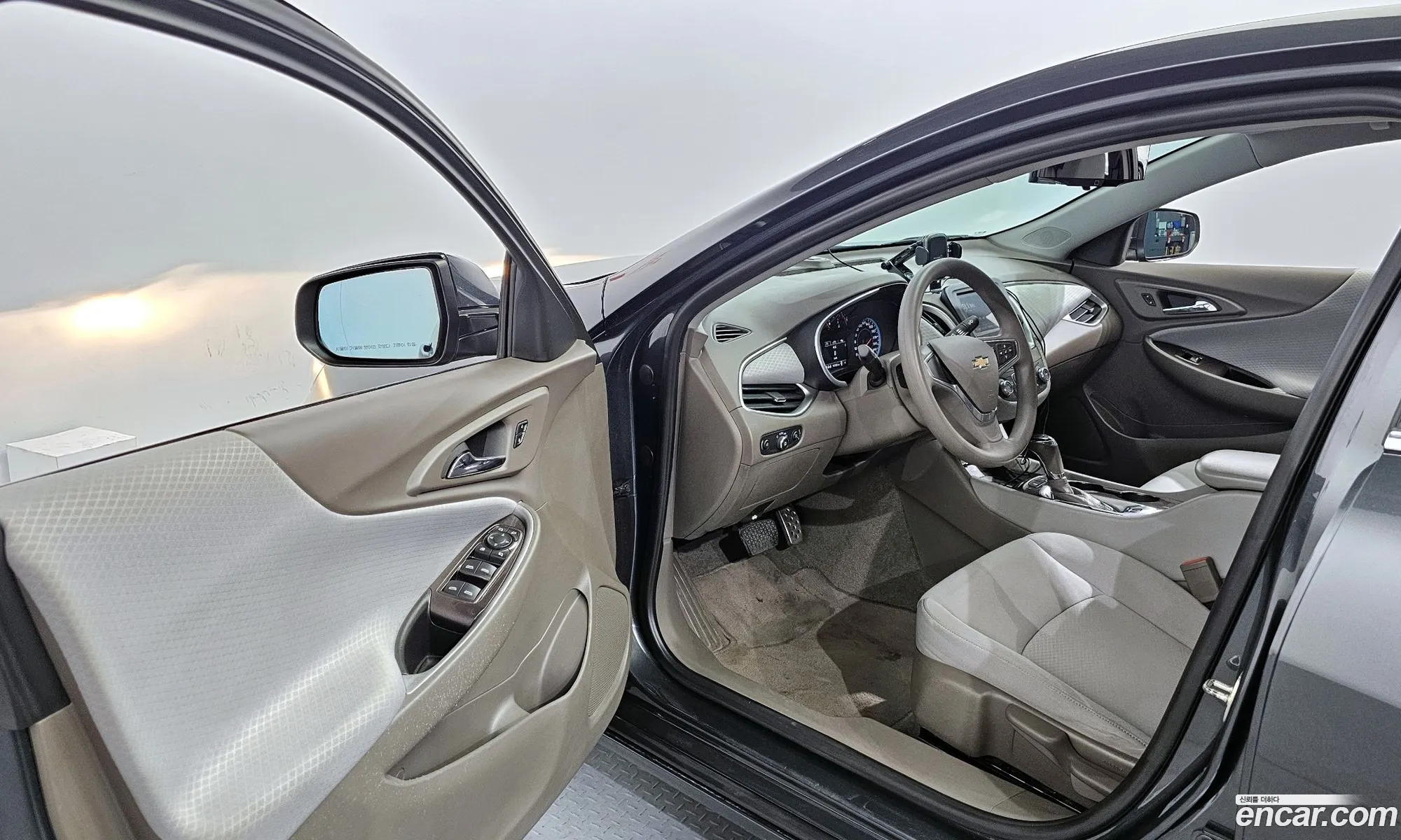 Chevrolet (GM Daewoo) Malibu 2016 — 28