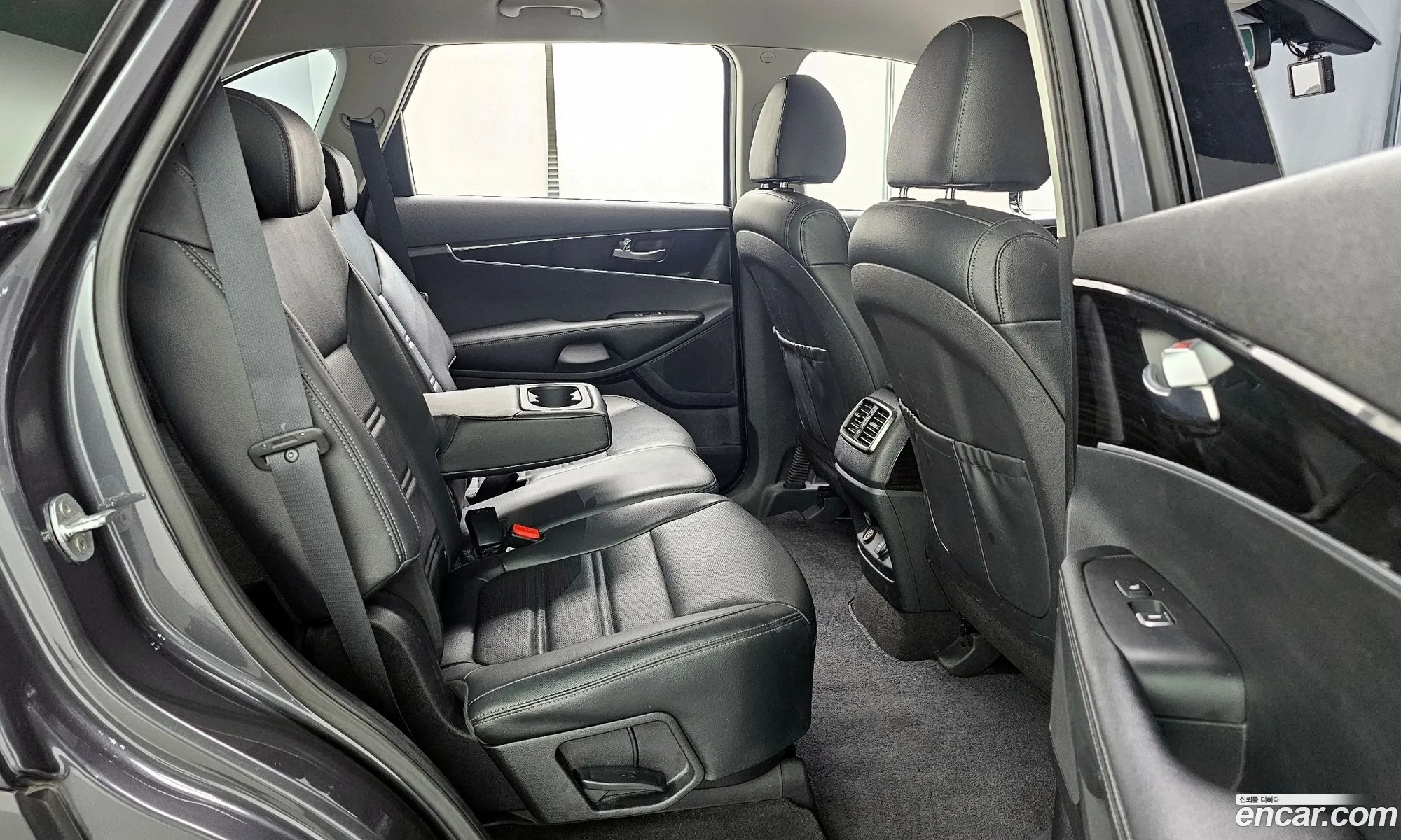Kia Sorento 2019 — 16