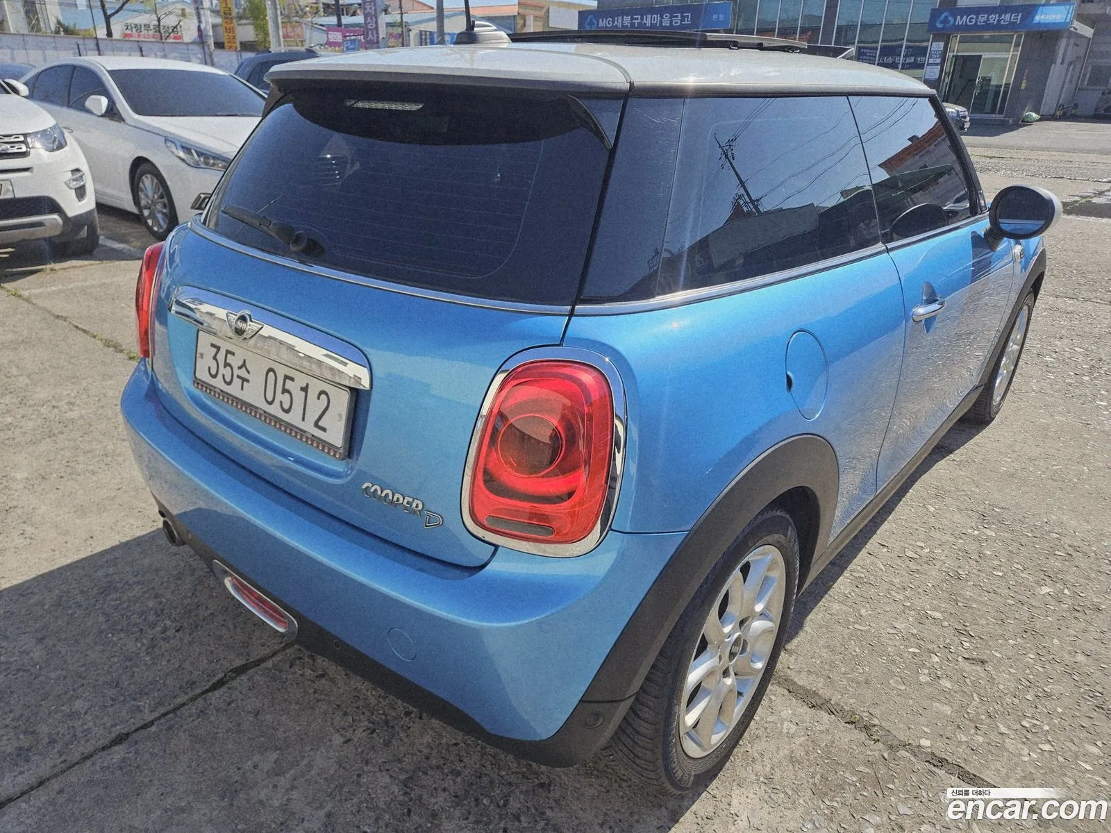 Mini Cooper D 2016 — 2