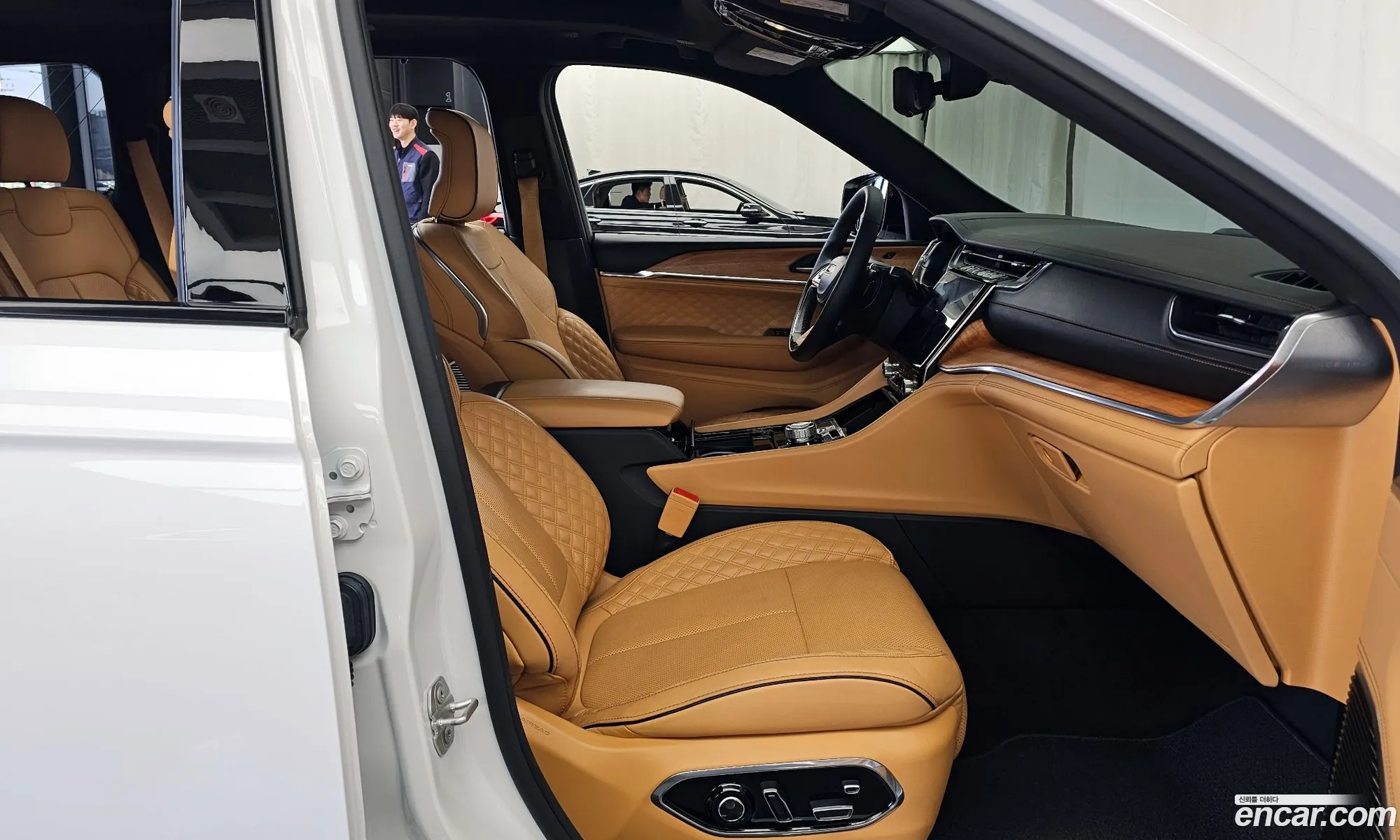 Jeep Grand Cherokee 2023 — 20