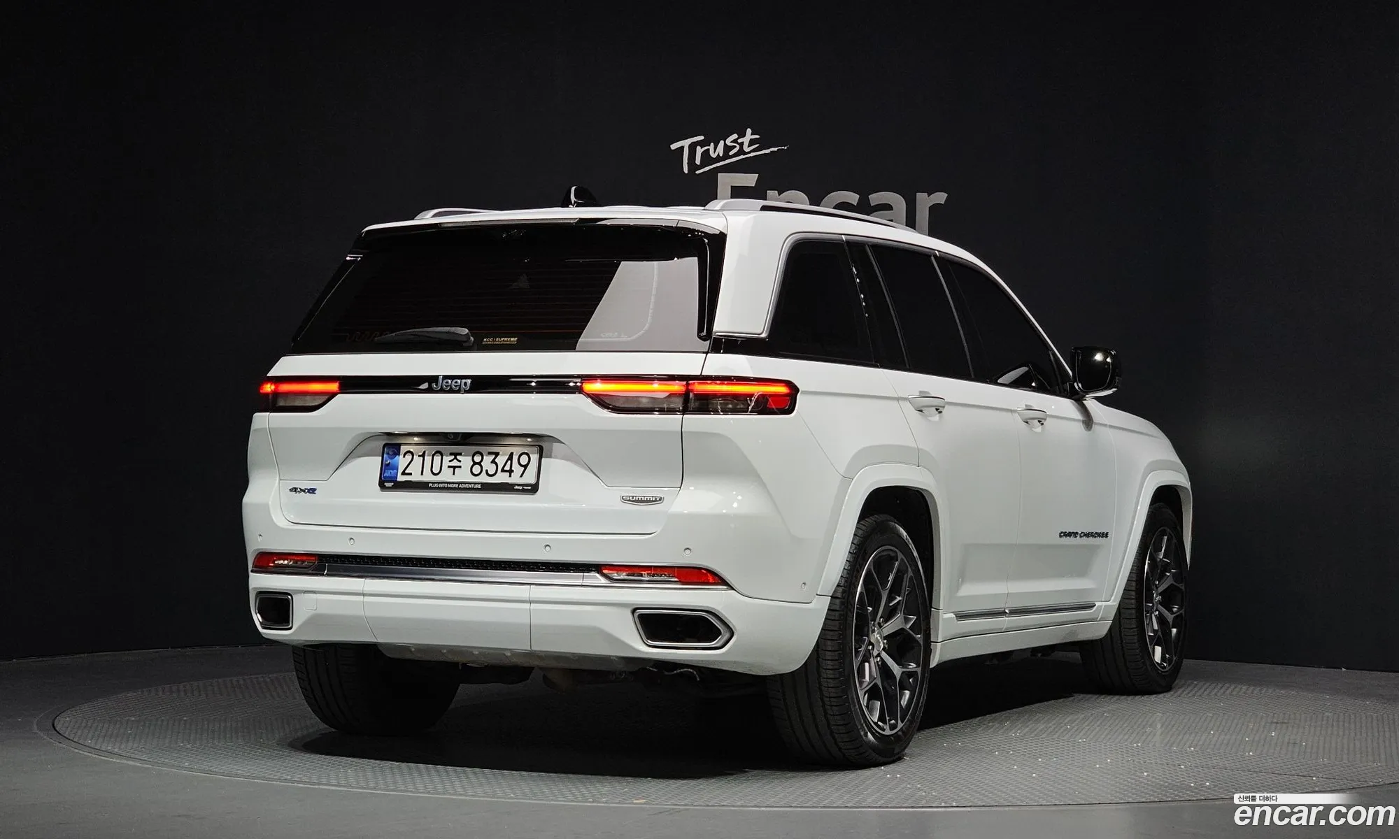 Jeep Grand Cherokee 2023 — 11