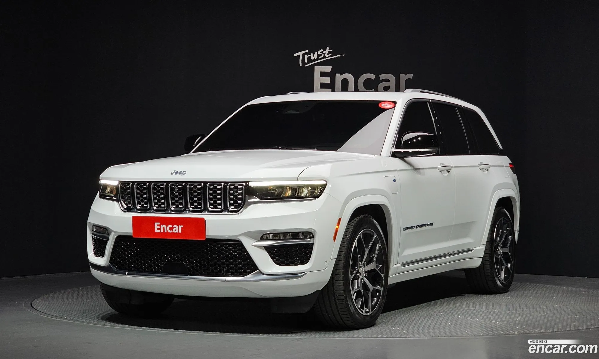 Jeep Grand Cherokee 2023 — 14