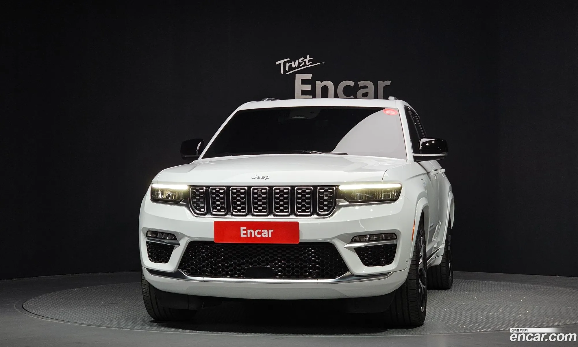 Jeep Grand Cherokee 2023 — 10