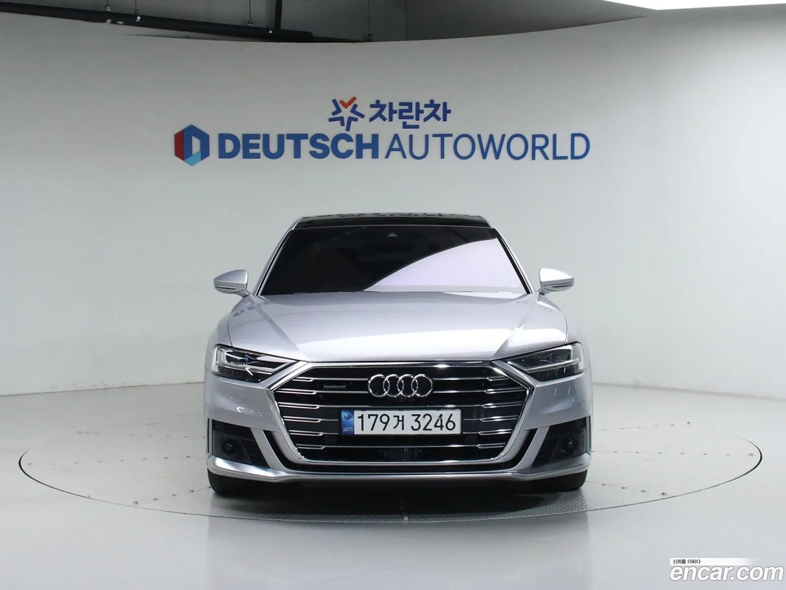Audi A8 2021 — 9