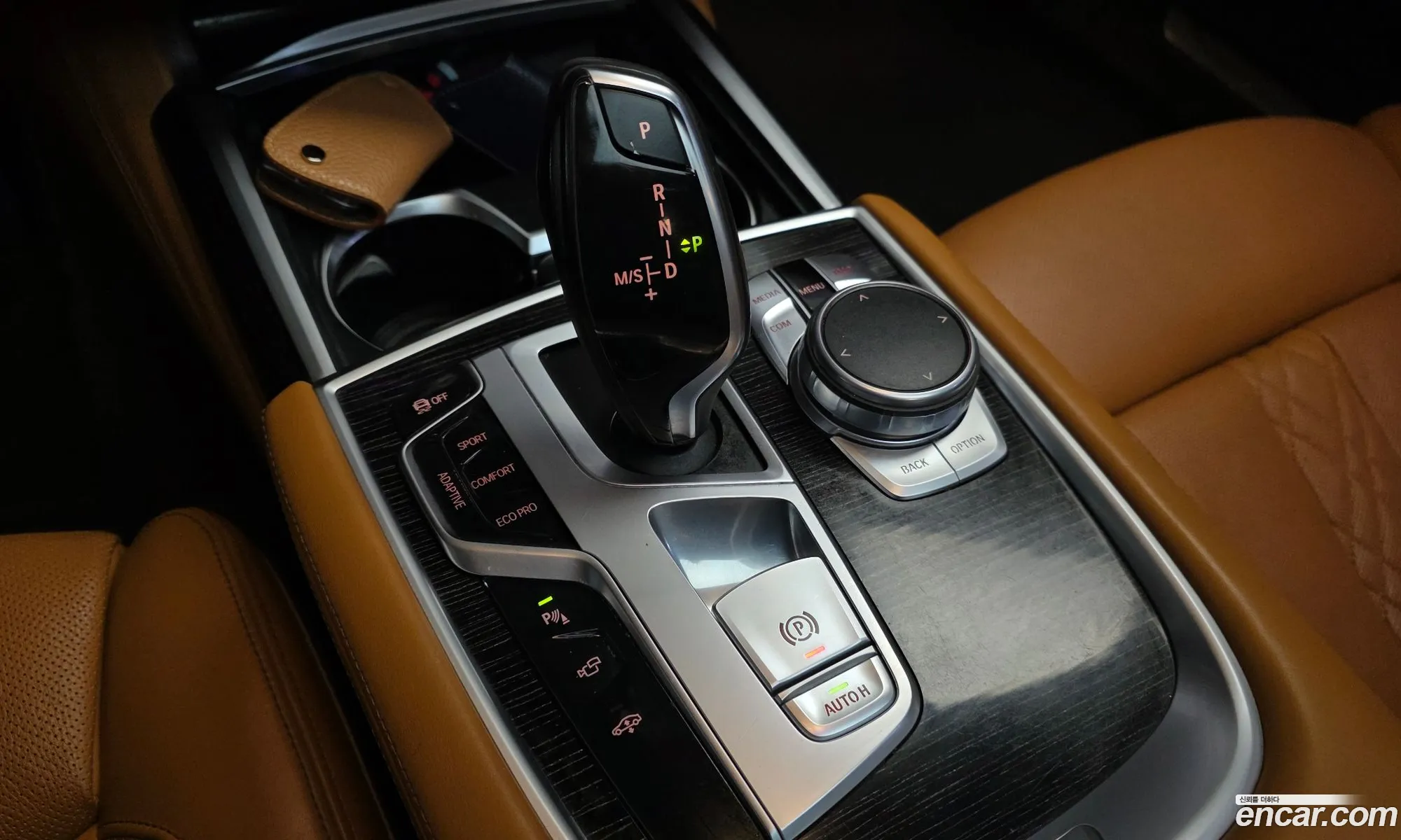 BMW 7 Series 2017 WBA7C6105JB072743 — 7