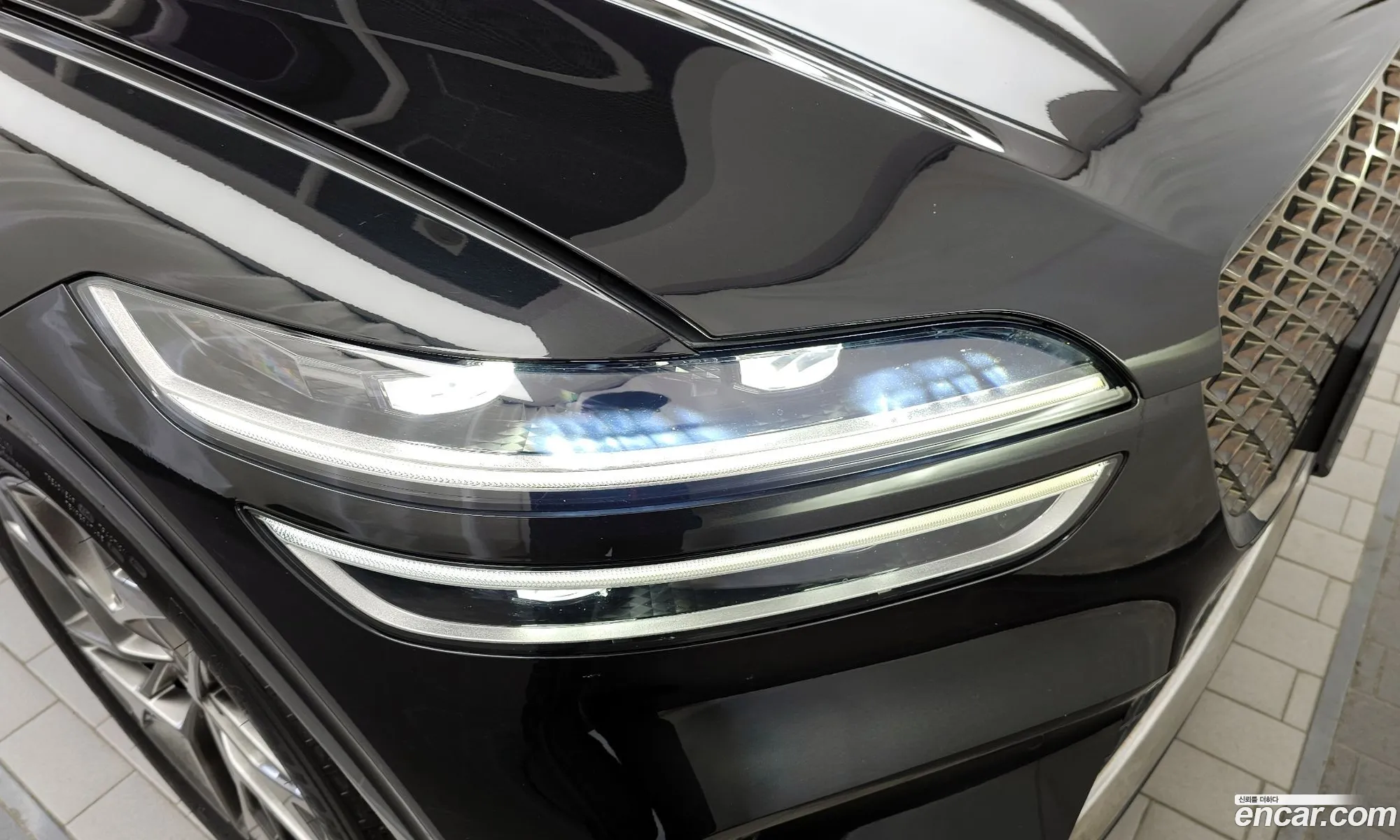 Genesis GV70 2021 — 25