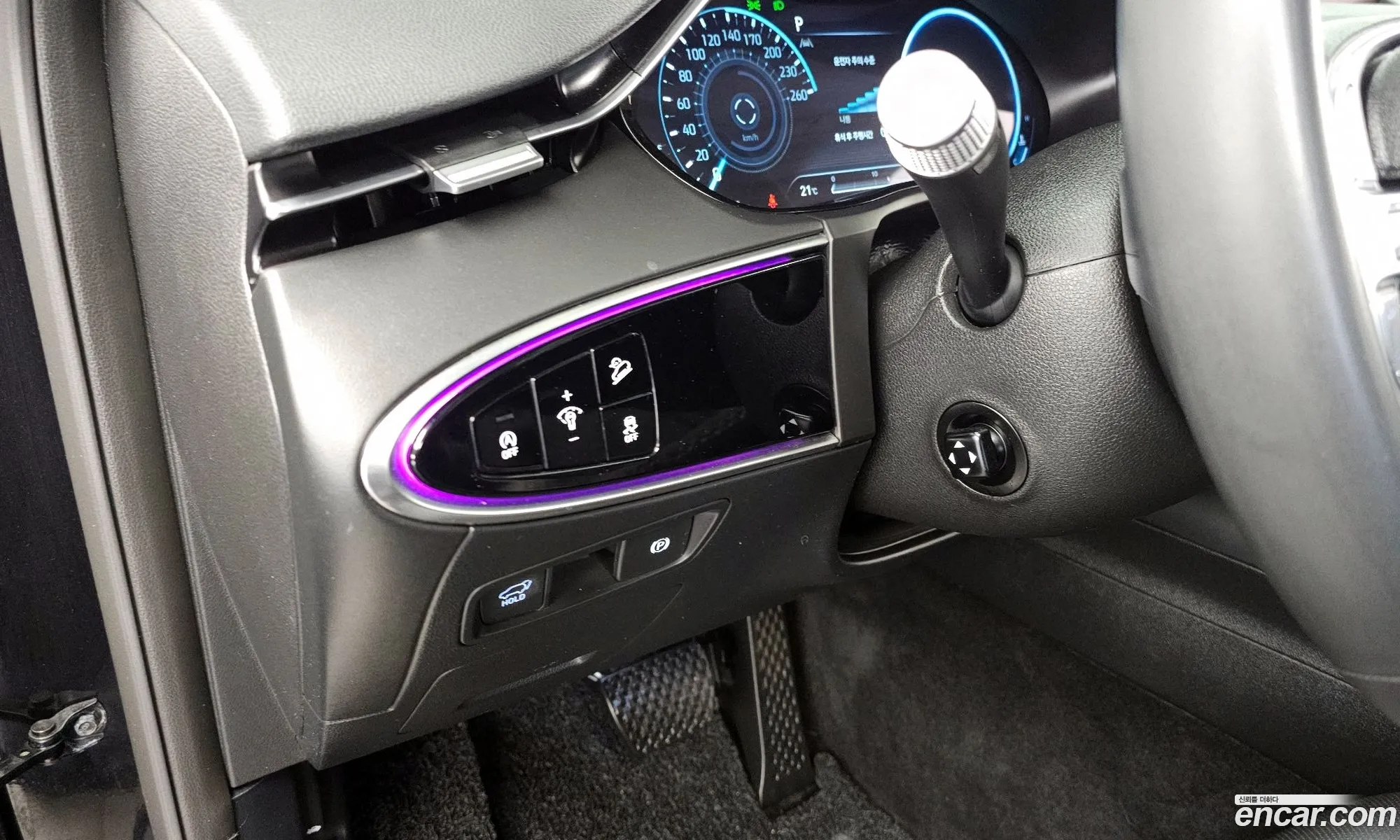 Genesis GV70 2021 — 31