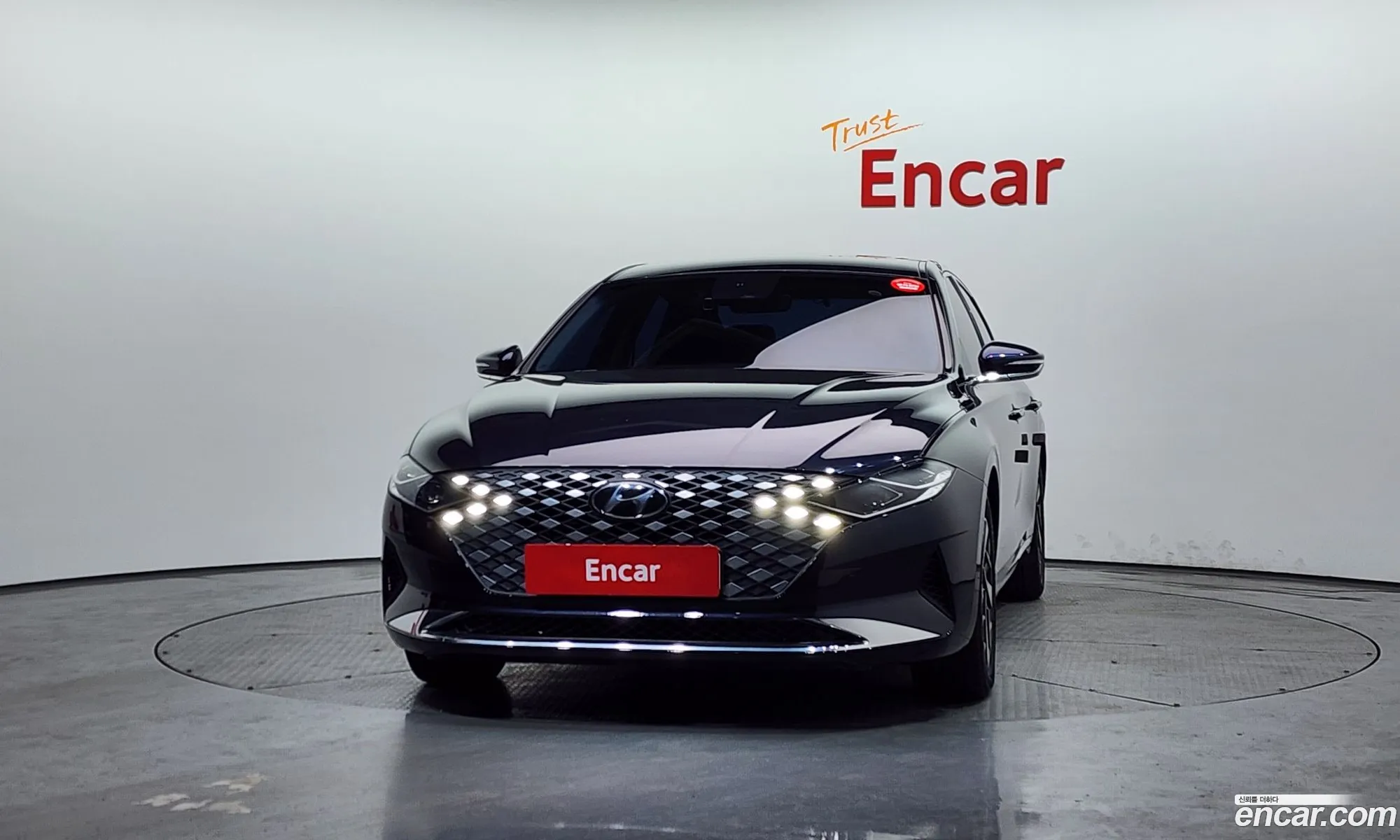 Hyundai Grandeur IG Hybrid 2021 — 3