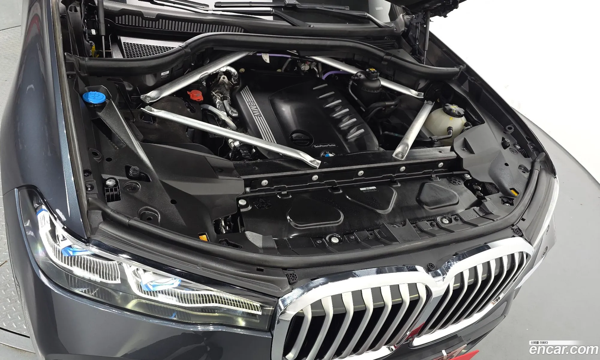 BMW X7 2022 WBATB4104N9J95792 — 8