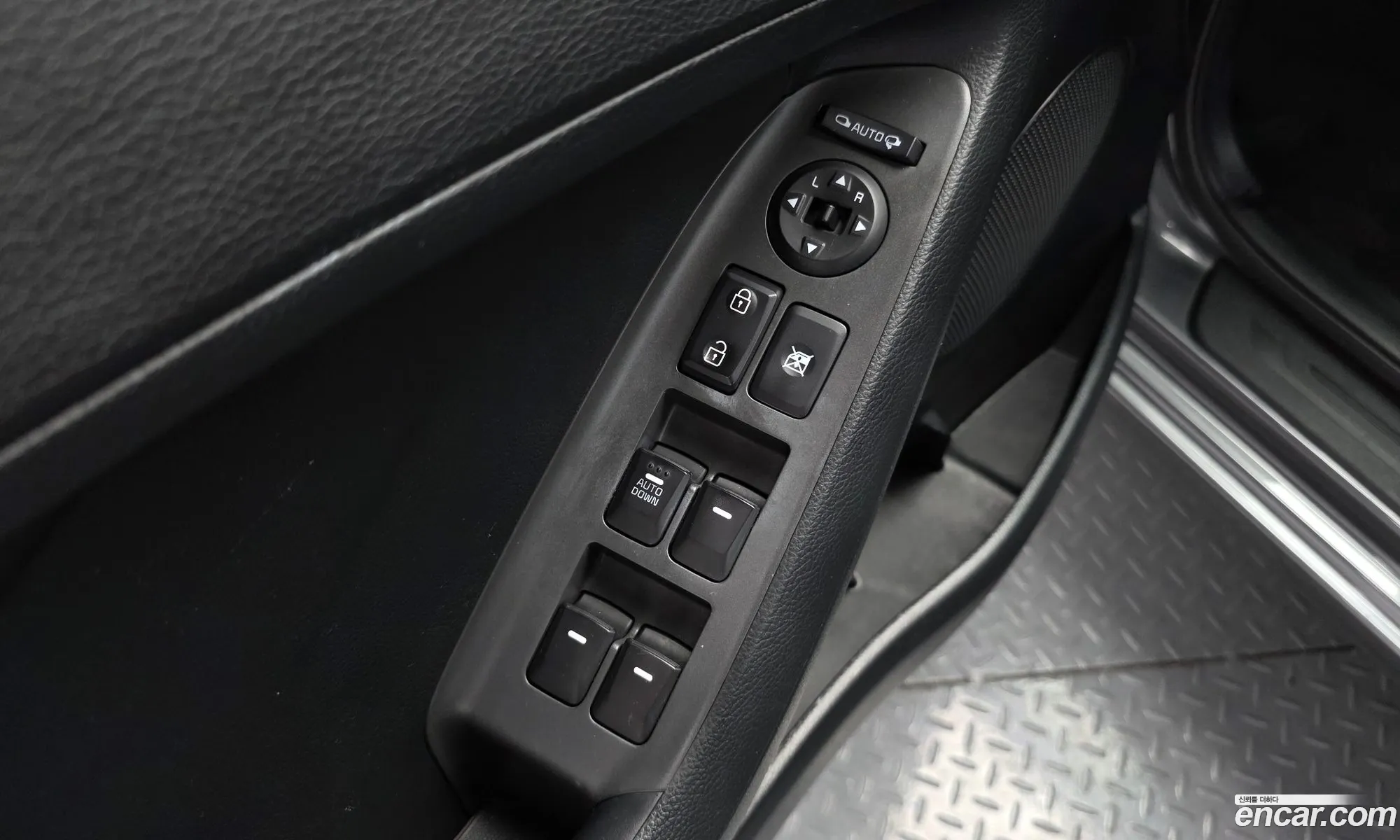 Kia K3 2016 — 14