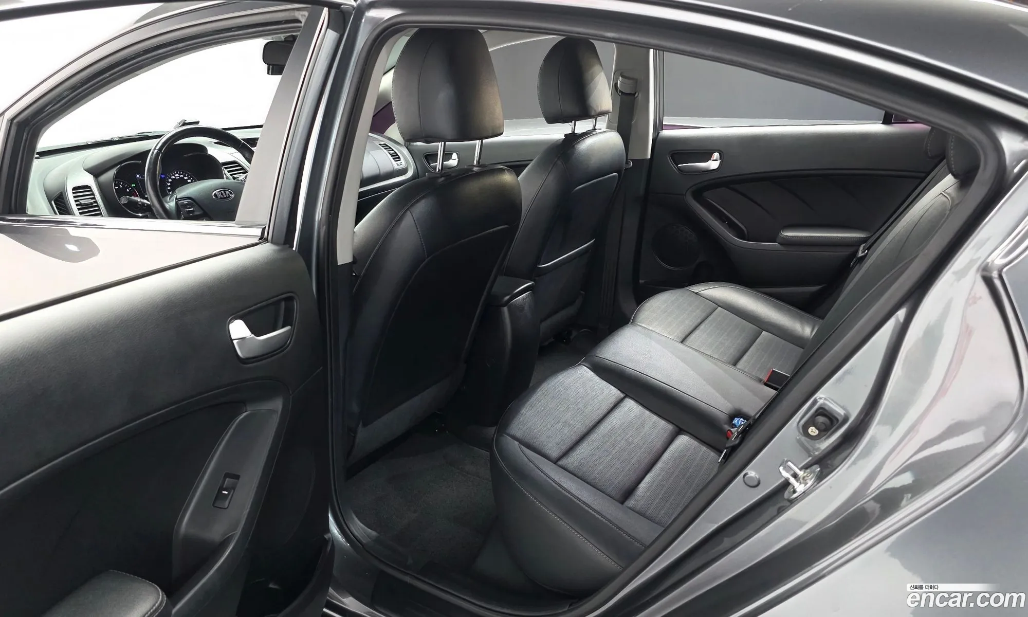 Kia K3 2016 — 8