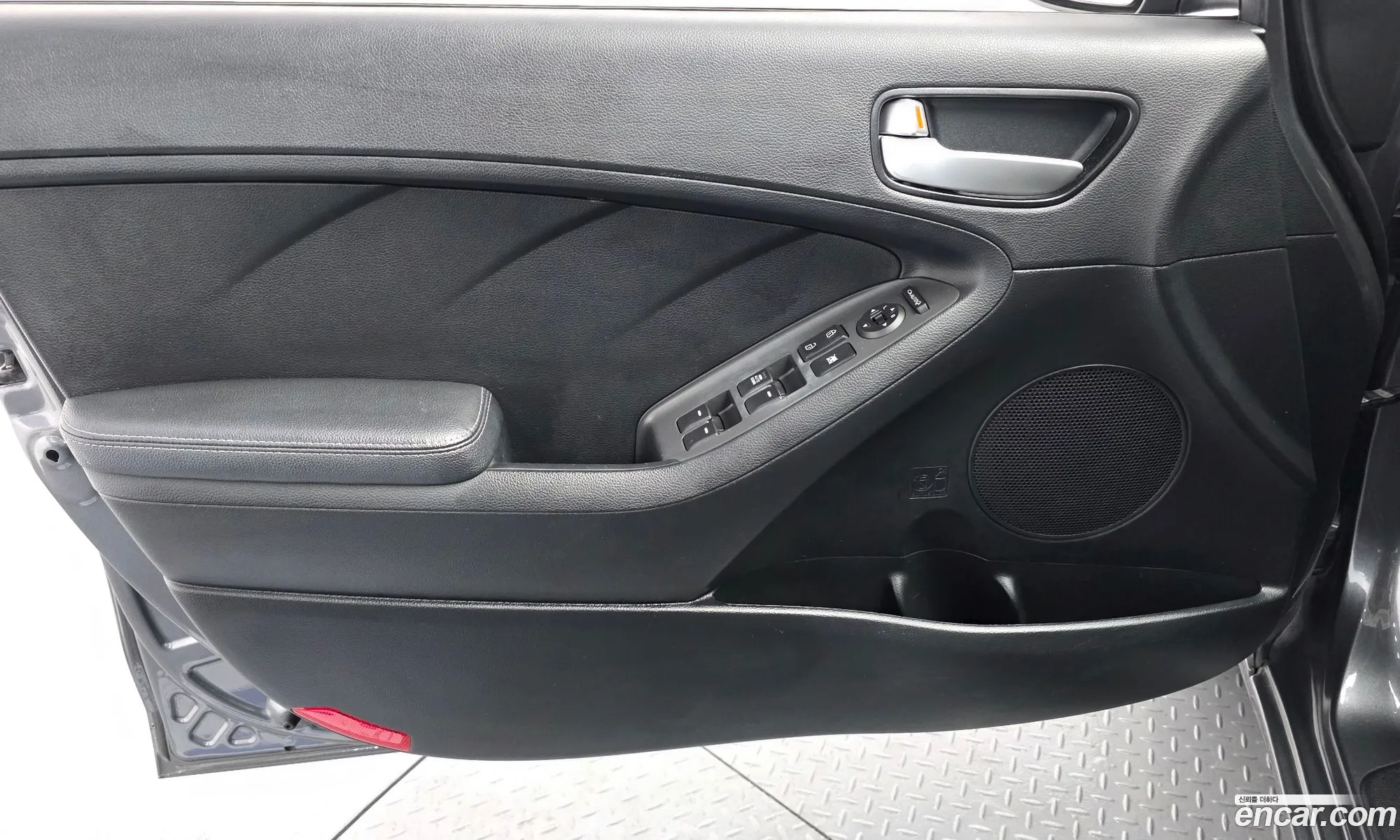 Kia K3 2016 — 18