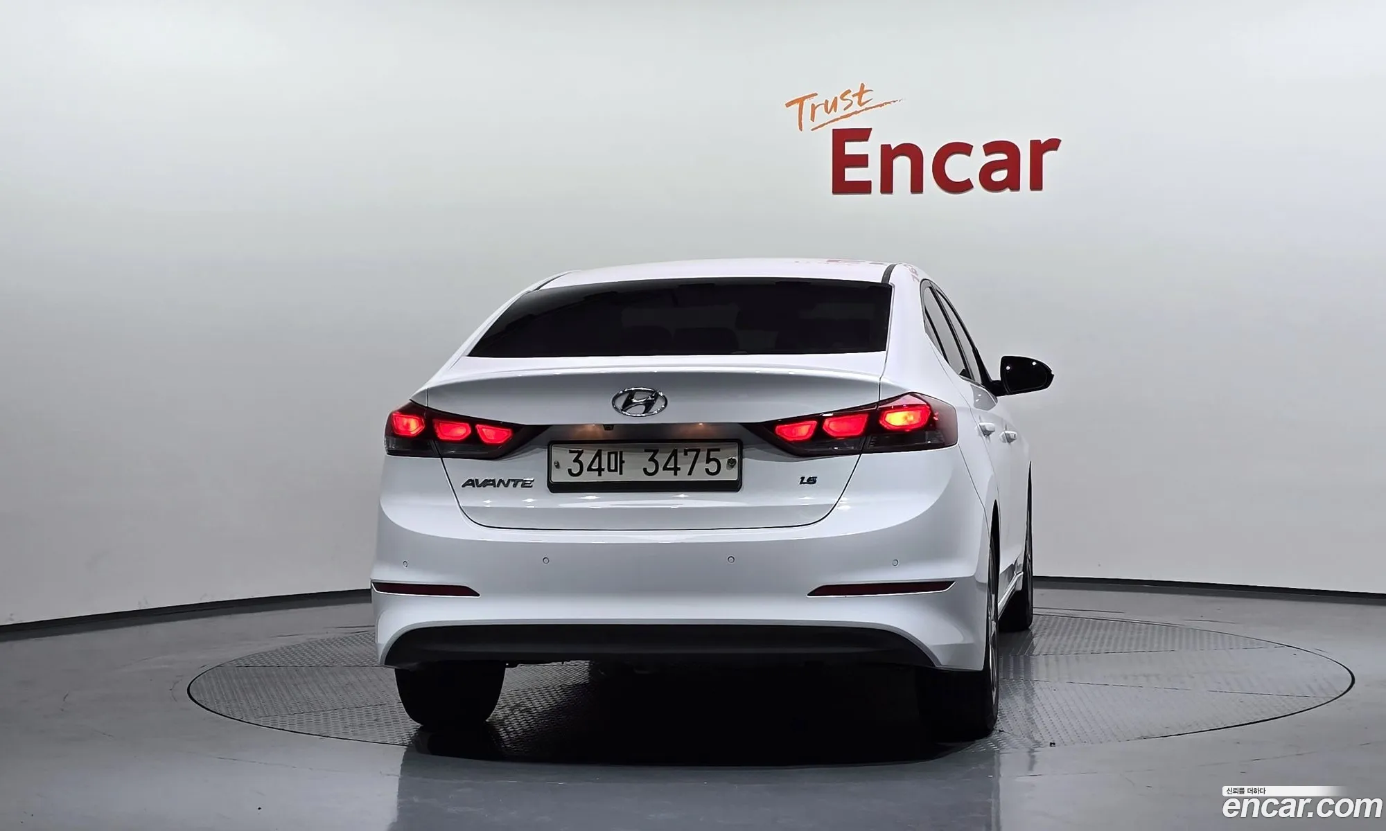 Hyundai Elantra AD 2017 — 2