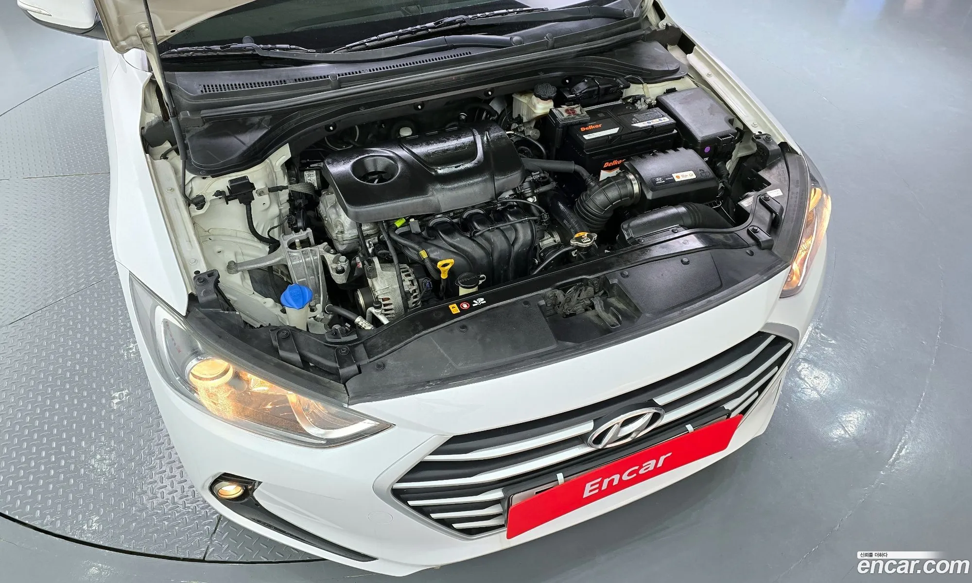 Hyundai Elantra AD 2017 — 18