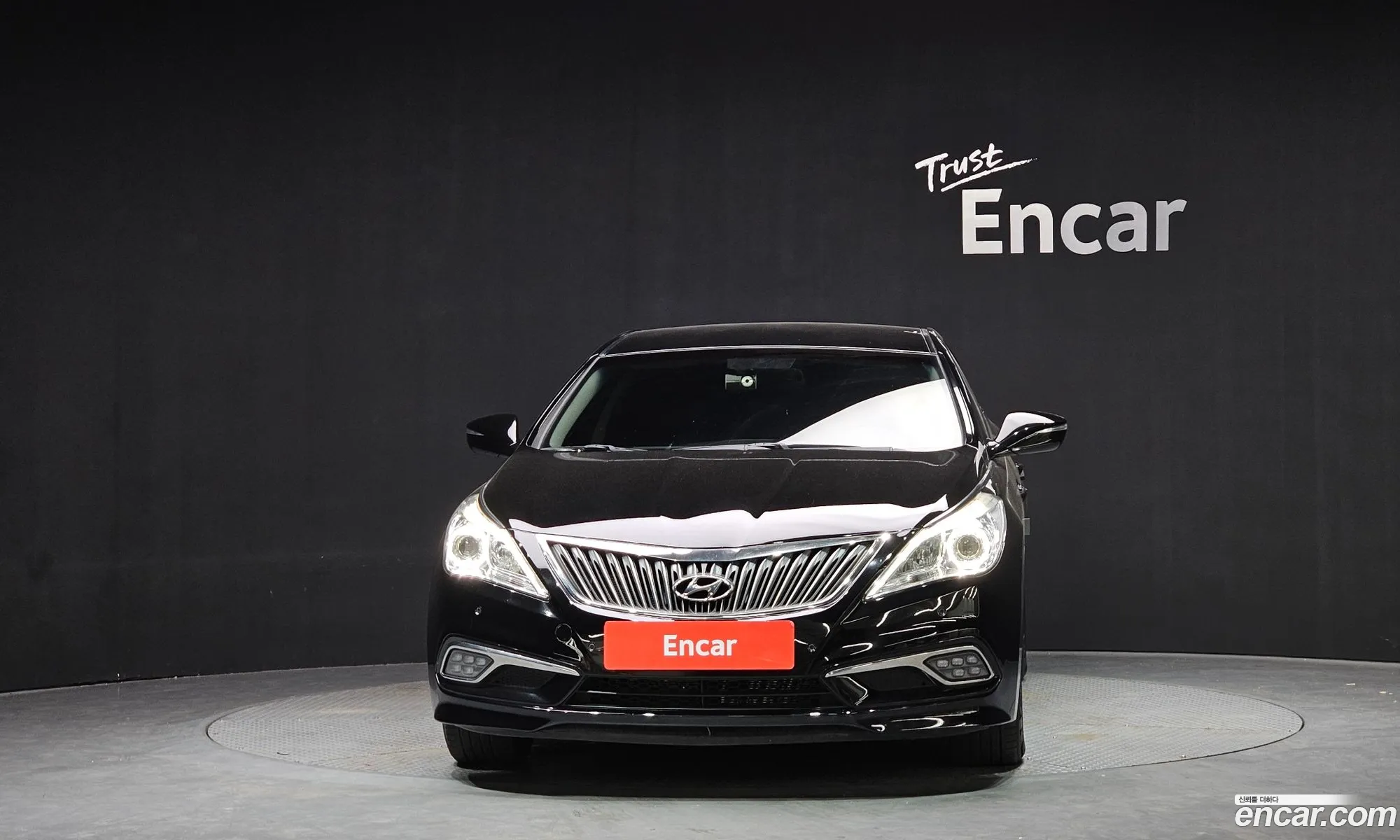 Hyundai Grandeur HG 2016 — 18