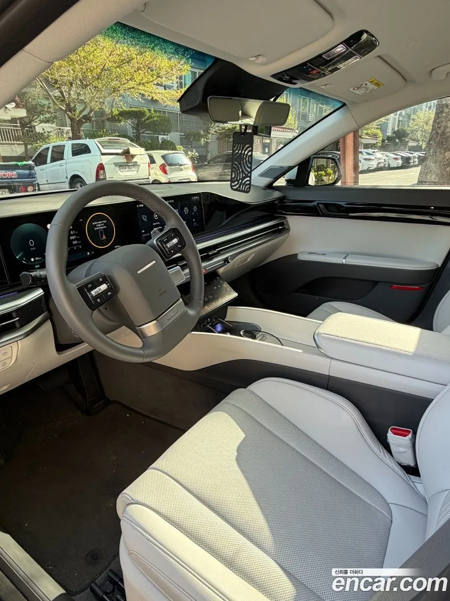 Hyundai Grandeur Hybrid 2025 — 2