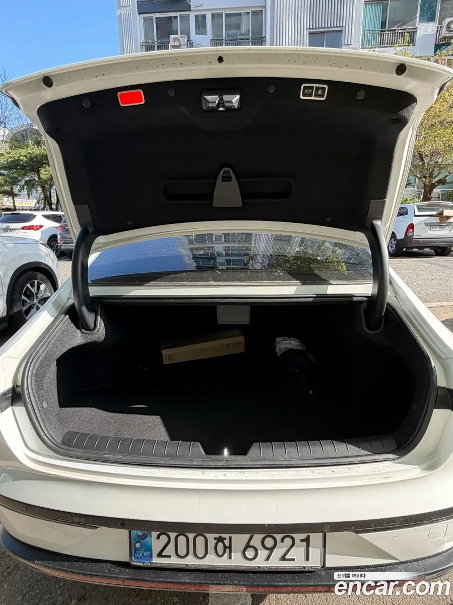 Hyundai Grandeur Hybrid 2025 — 9