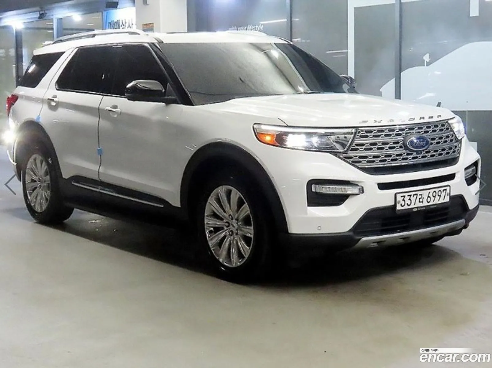 Ford Explorer 6th Gen 2020 — 17