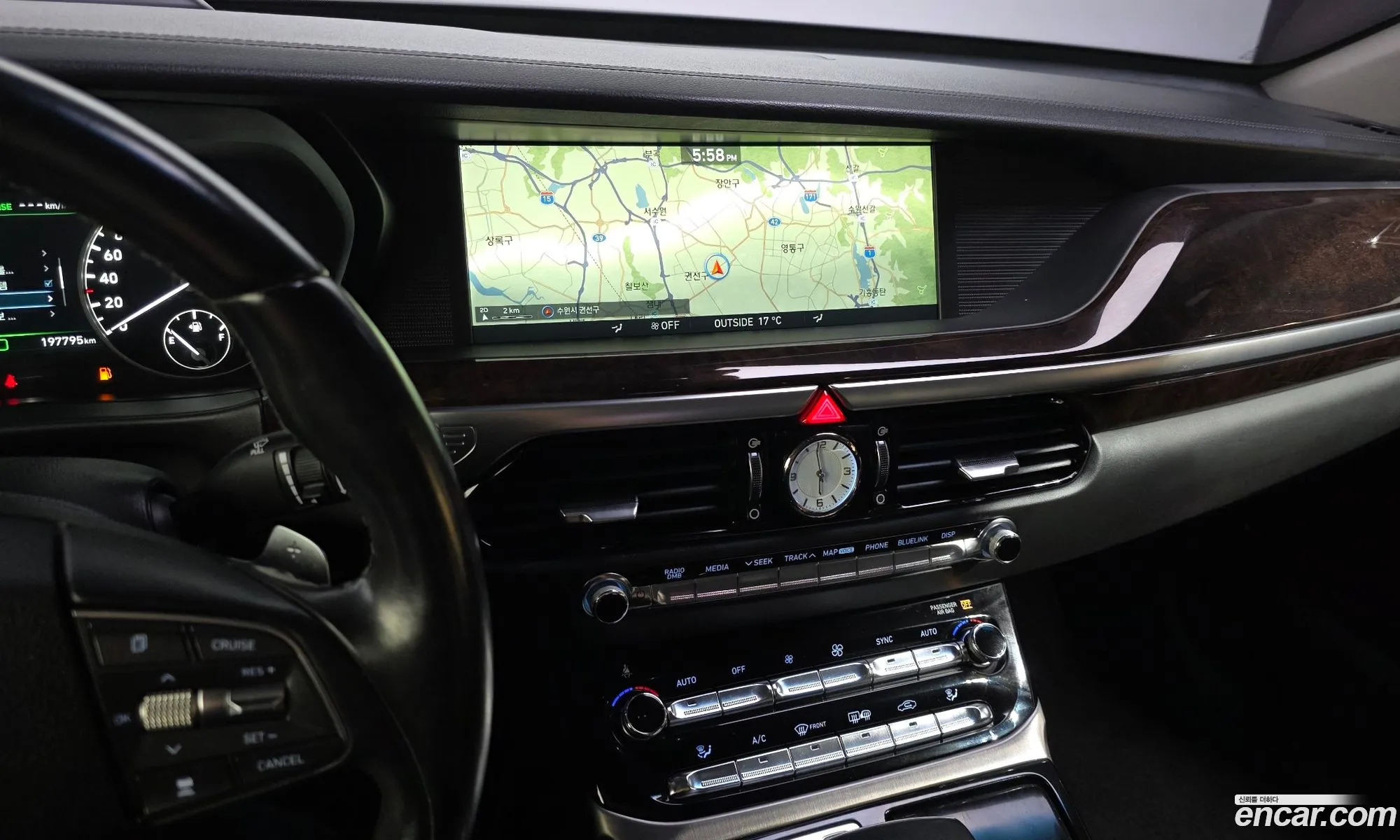 Genesis EQ900 2016 — 8