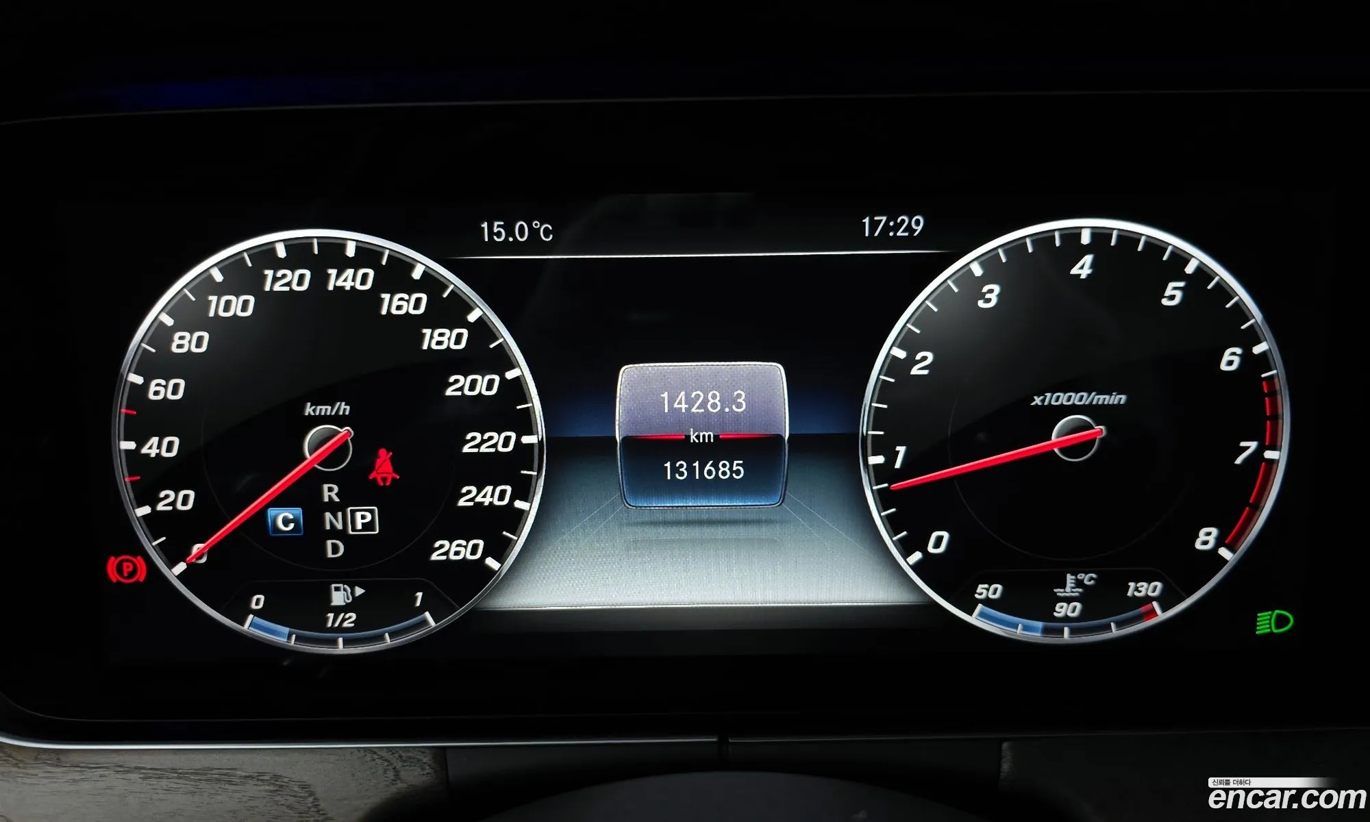 Mercedes-Benz E-Class W213 2018 WDDZF4KB6JA410010 — 6
