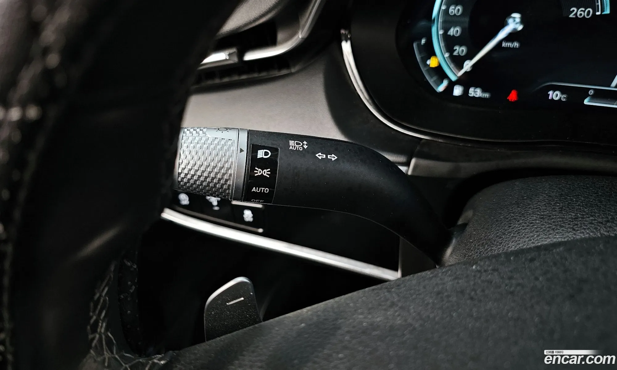 Genesis GV70 2022 — 3