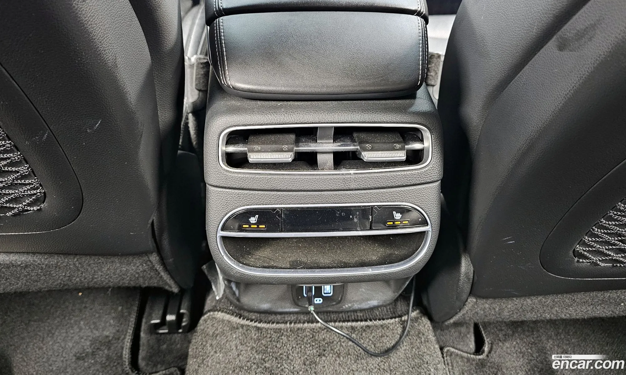 Genesis GV70 2022 — 14
