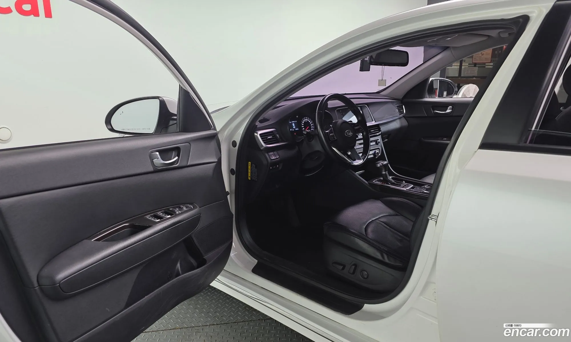 Kia K5 2018 — 22