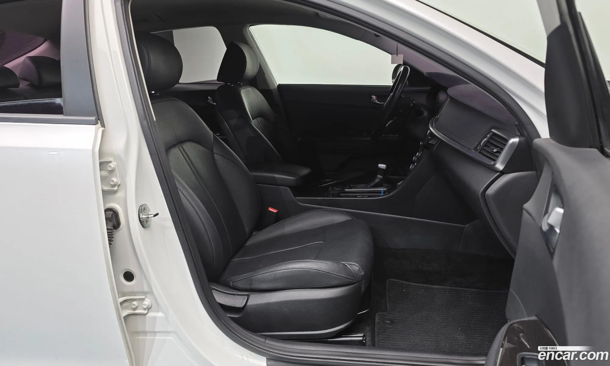 Kia K5 2018 — 10