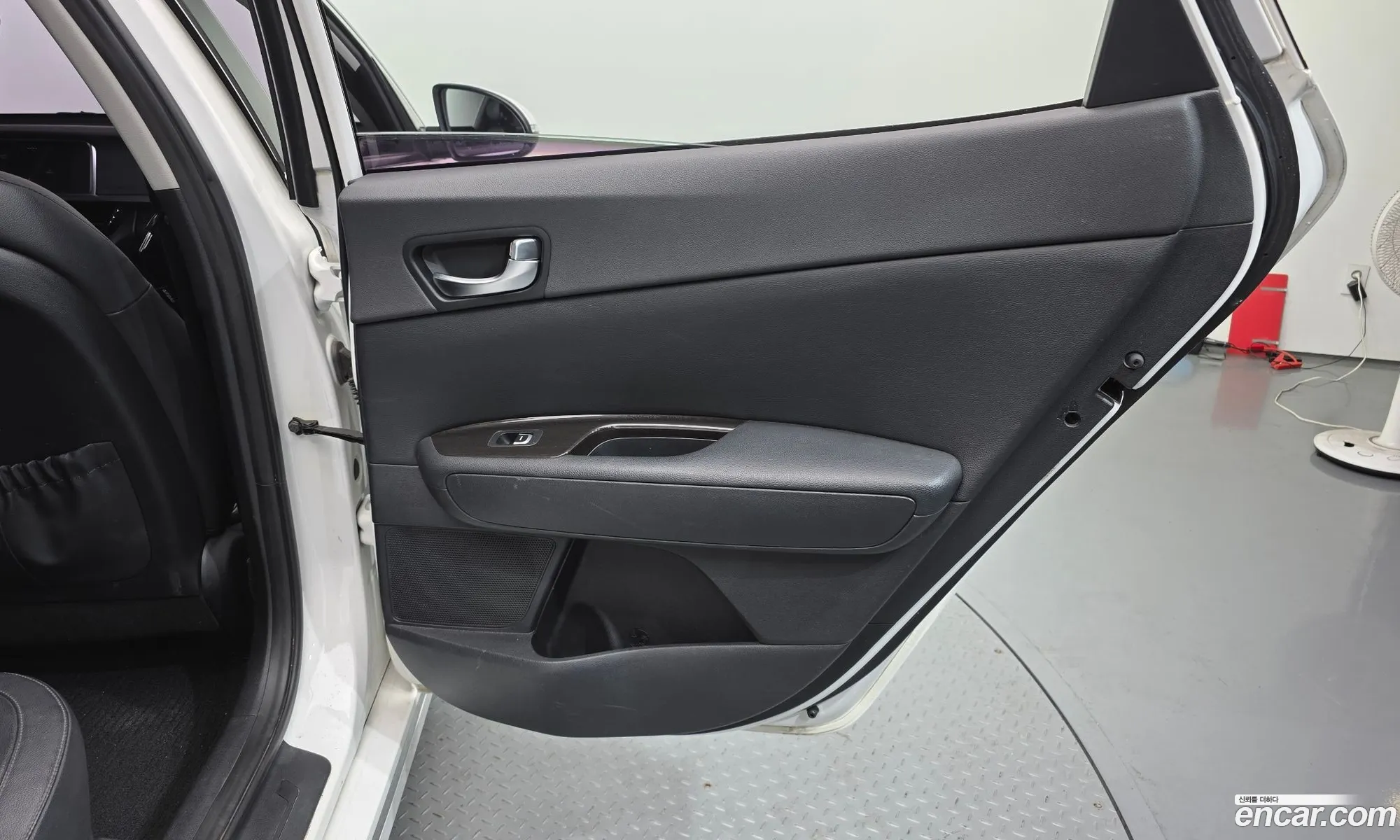 Kia K5 2018 — 26