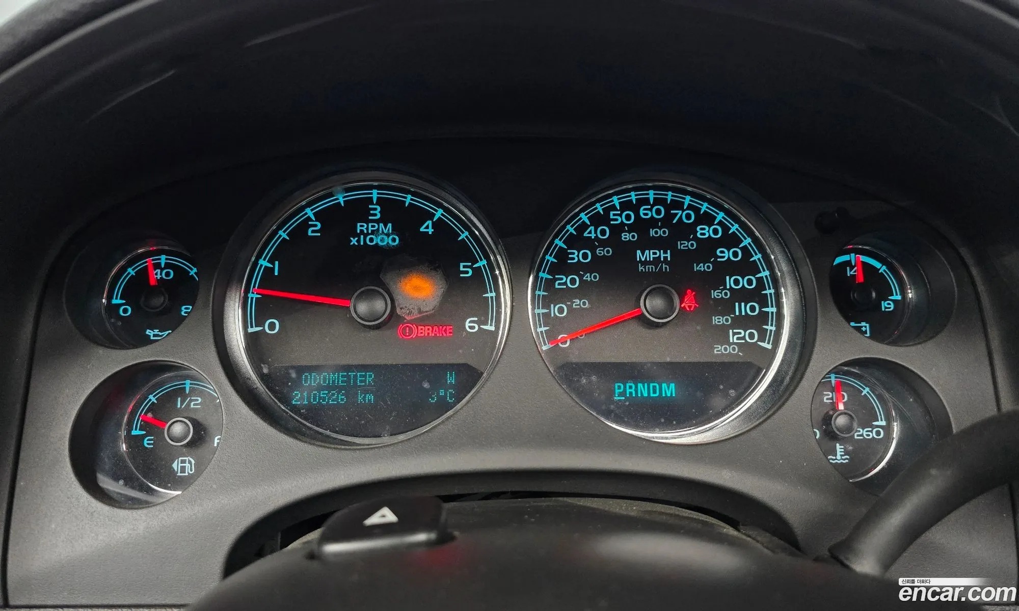 Chevrolet Suburban 2010 1GNUKKE35AR167453 — 3