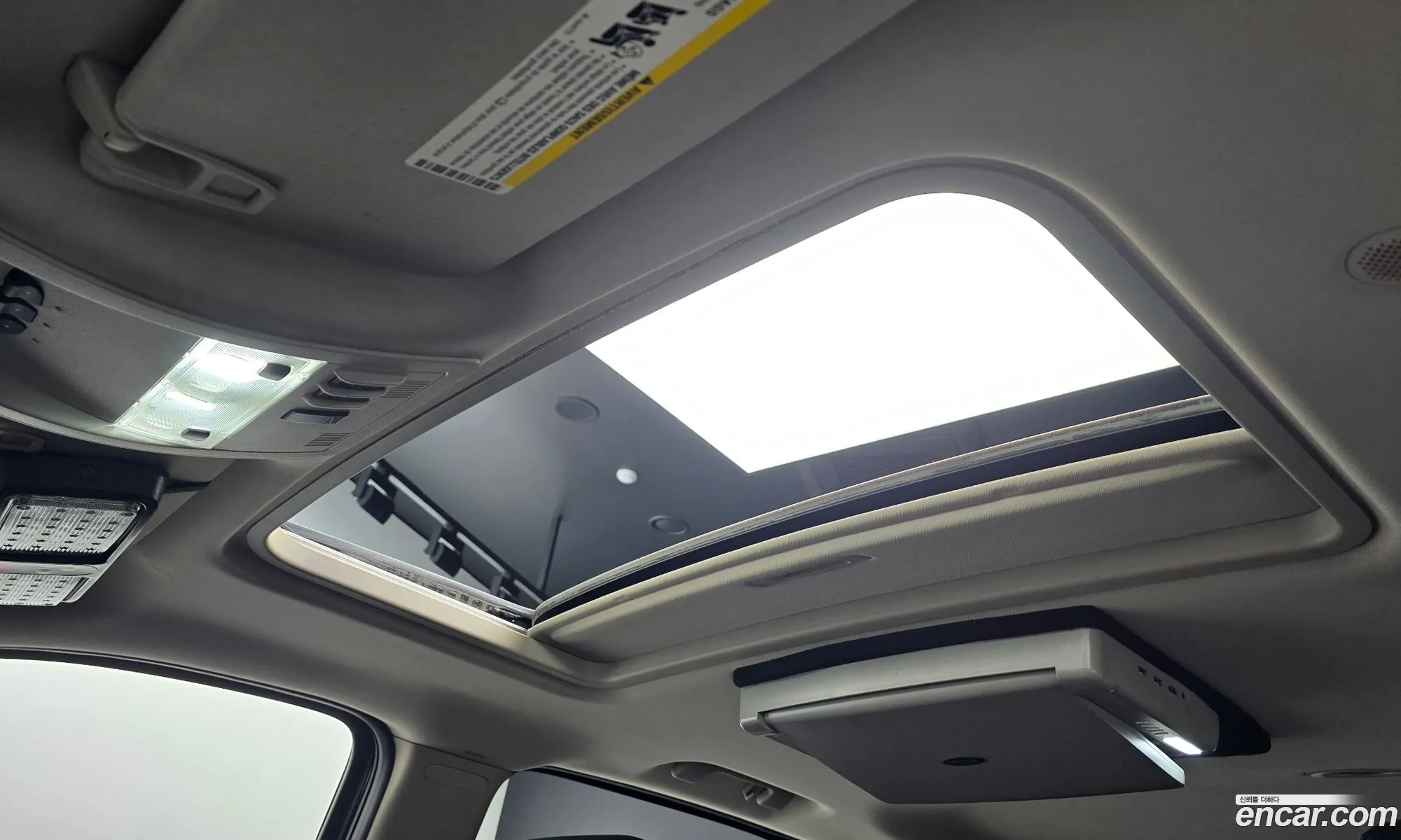 Chevrolet Suburban 2010 1GNUKKE35AR167453 — 10