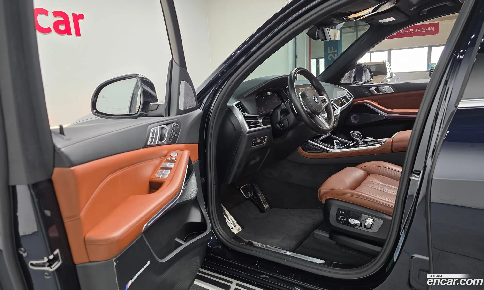 BMW X7 2021 WBATB4108M9H16417 — 10