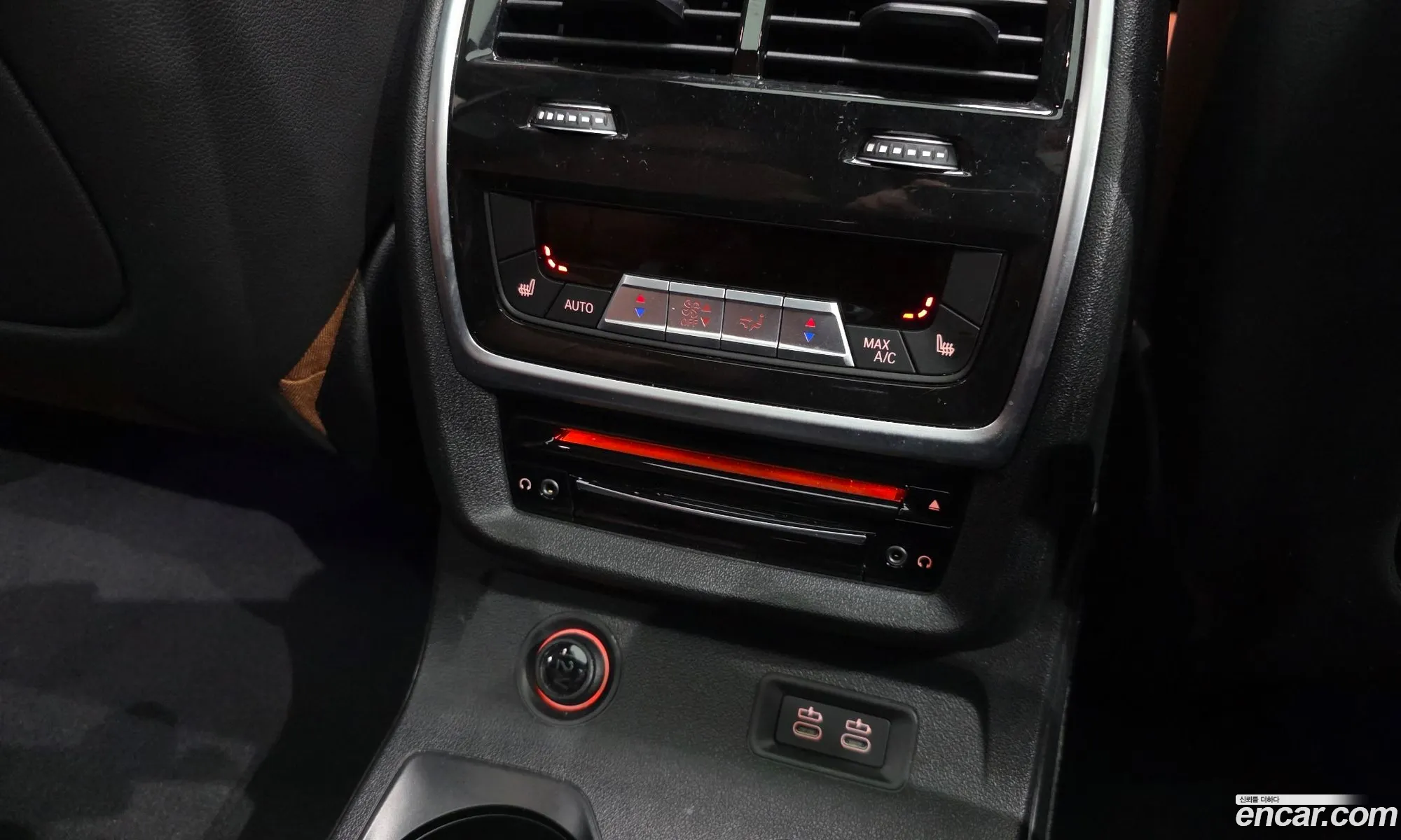 BMW X7 2021 WBATB4108M9H16417 — 34