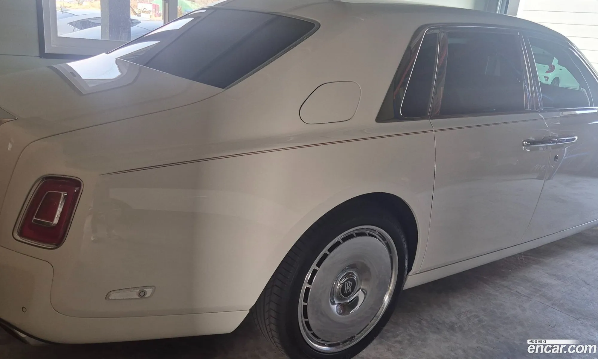 Rolls-Royce Phantom 2025 — 4