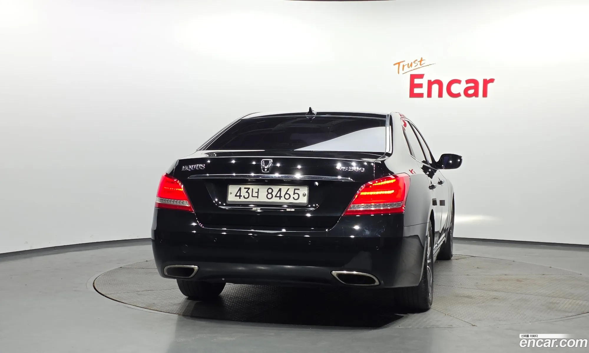 Hyundai Equus 2014 — 18