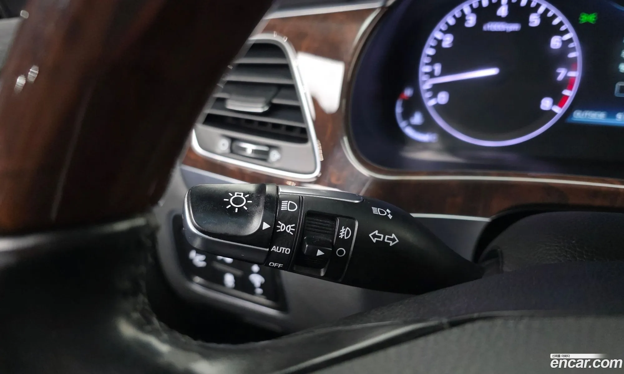 Hyundai Equus 2014 — 14