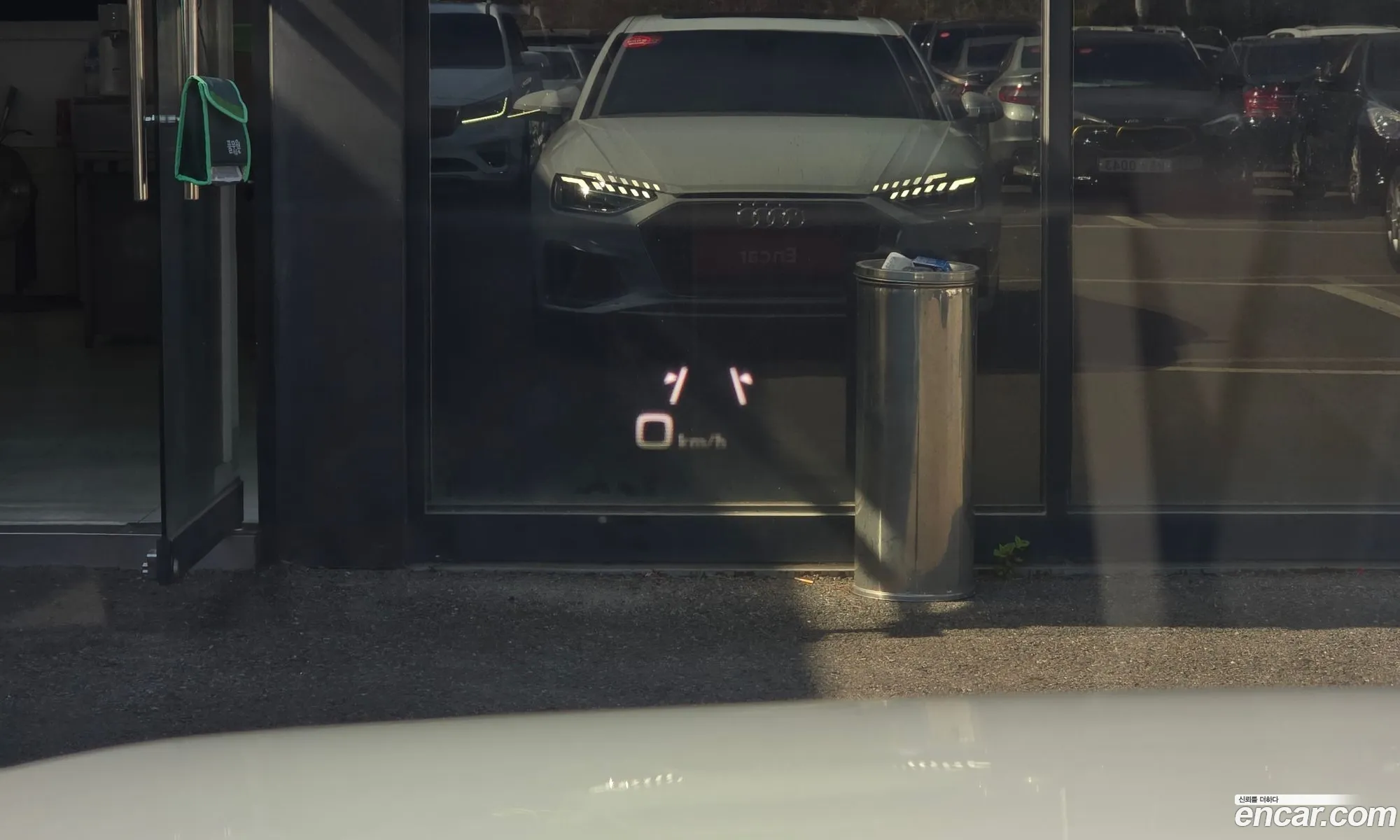 Audi A4 2021 WAUZZZF46MN000487 — 18