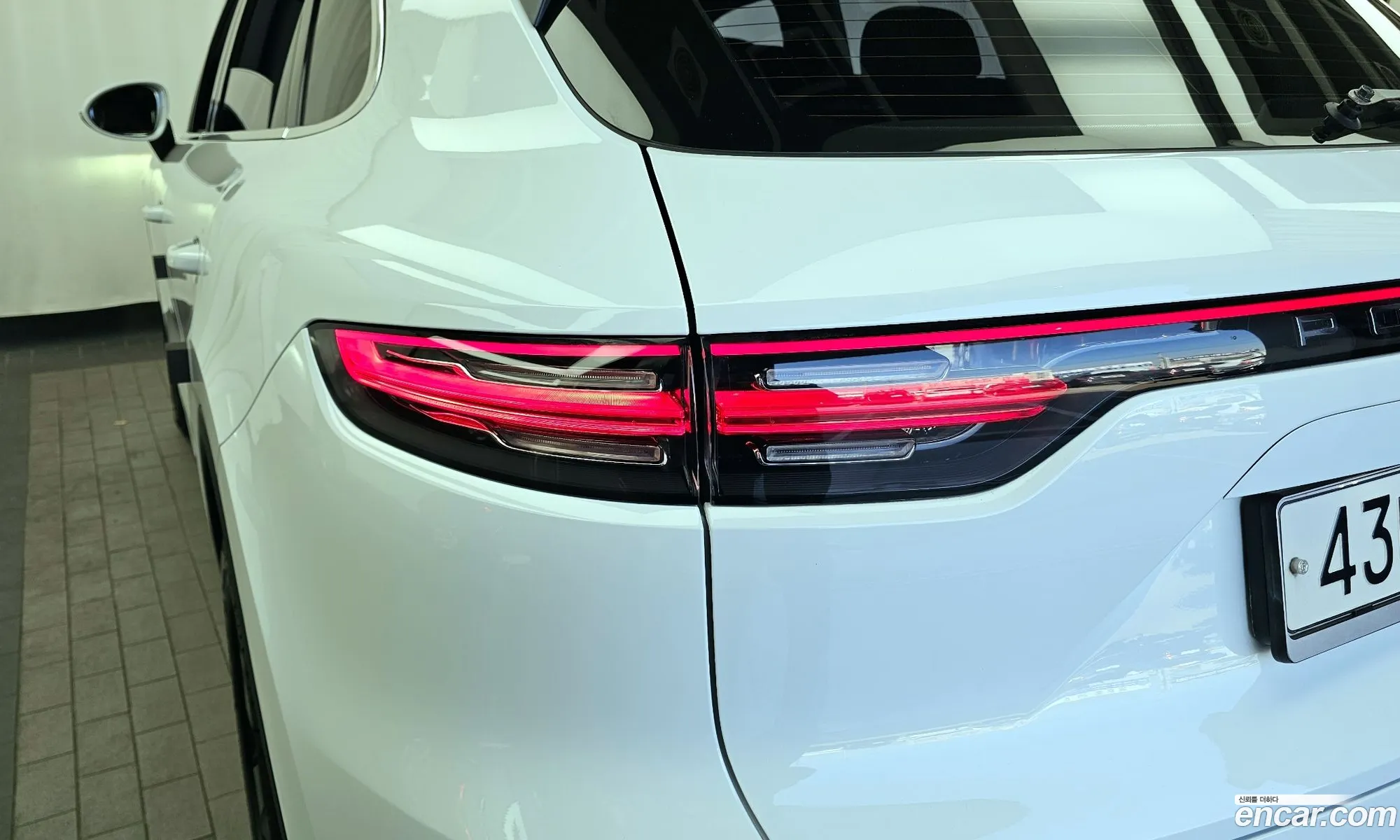 Porsche Cayenne 2019 WP1AA29Y6KDA23556 — 29