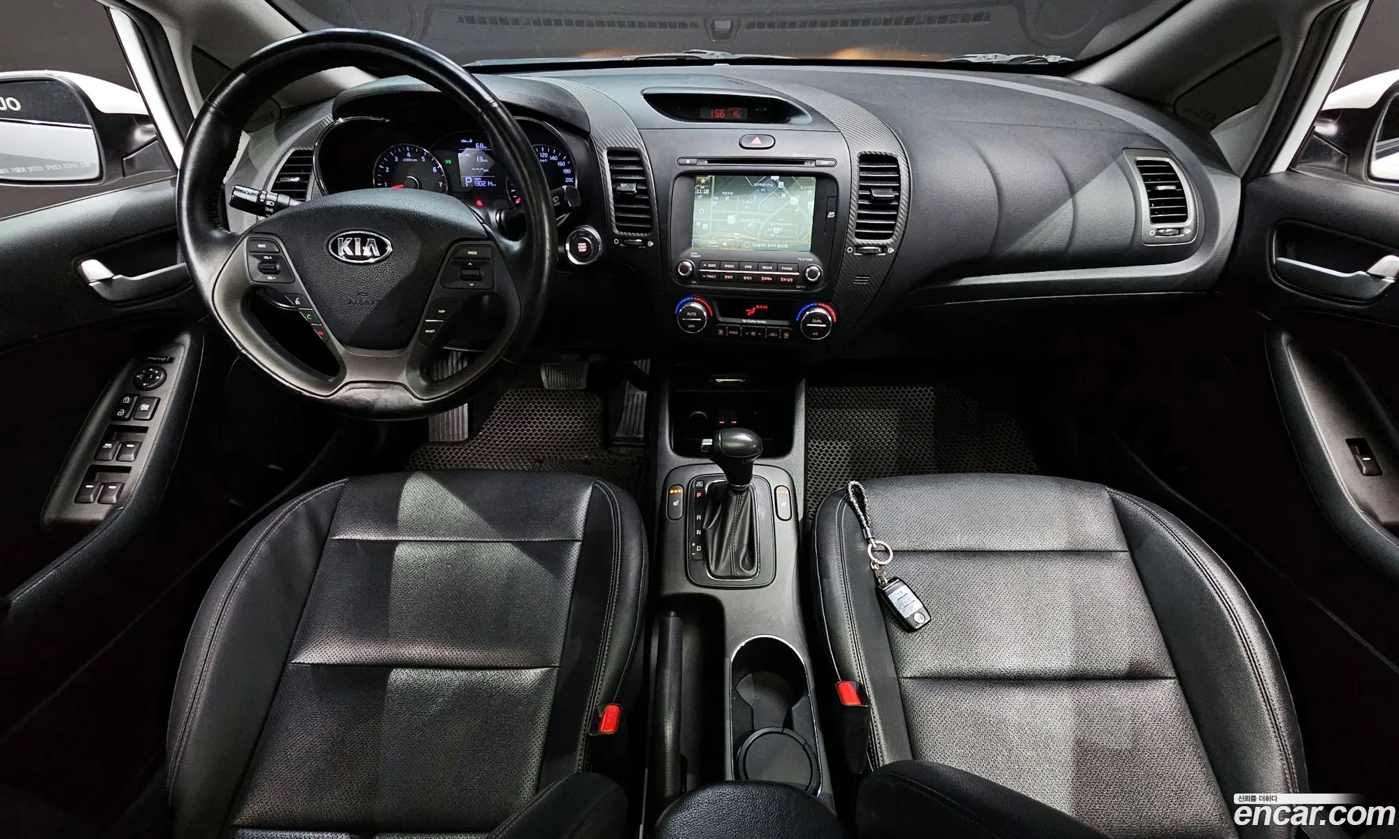 Kia K3 2012 — 8