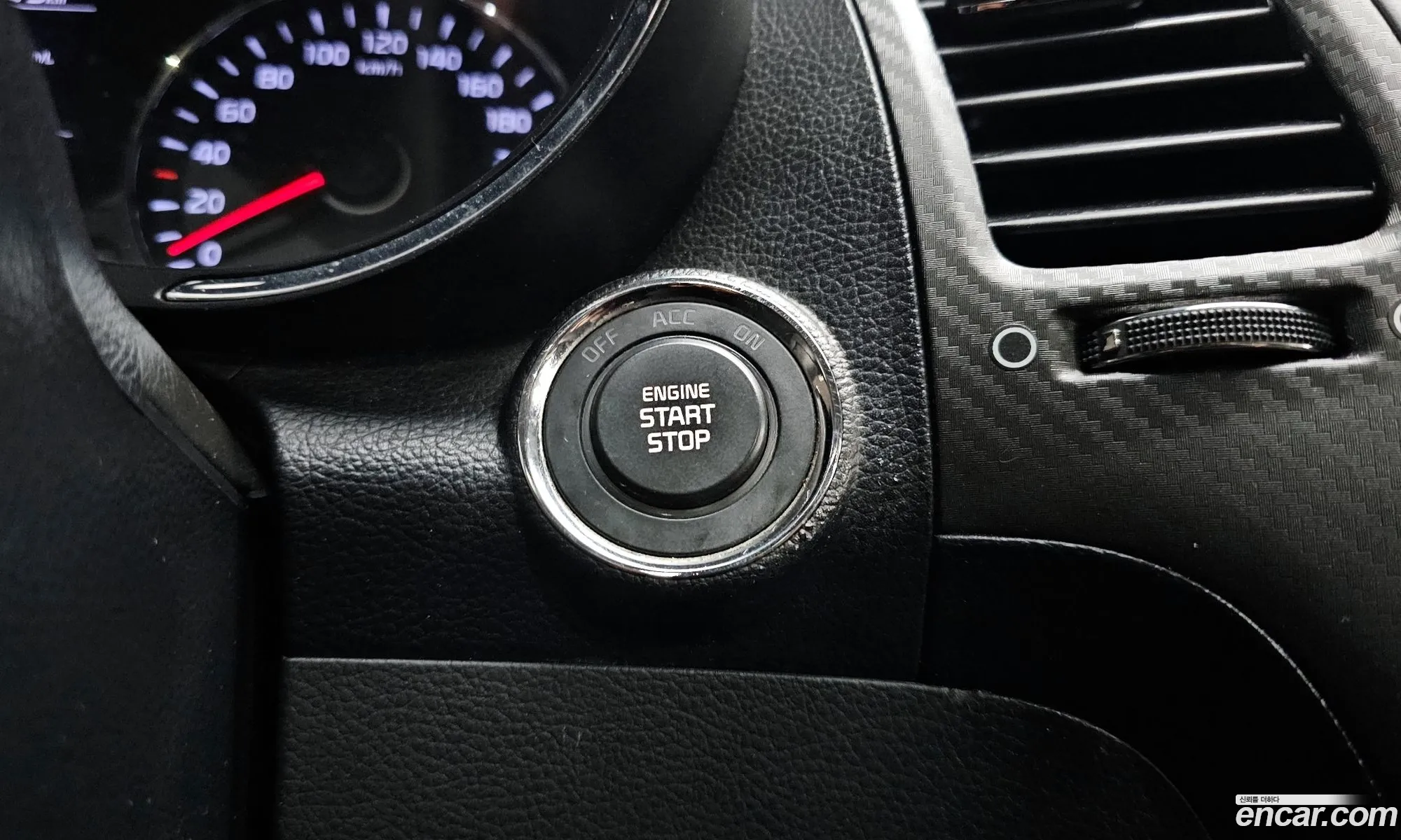 Kia K3 2012 — 2